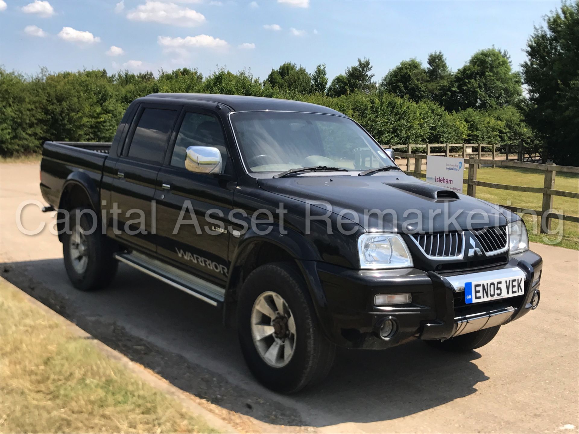 MITSUBISHI L200 'WARRIOR' DOUBLE CAB PICK-UP (2005) '2.5 DIESEL - 5 SPEED - AIR CON' (NO VAT) - Image 8 of 25