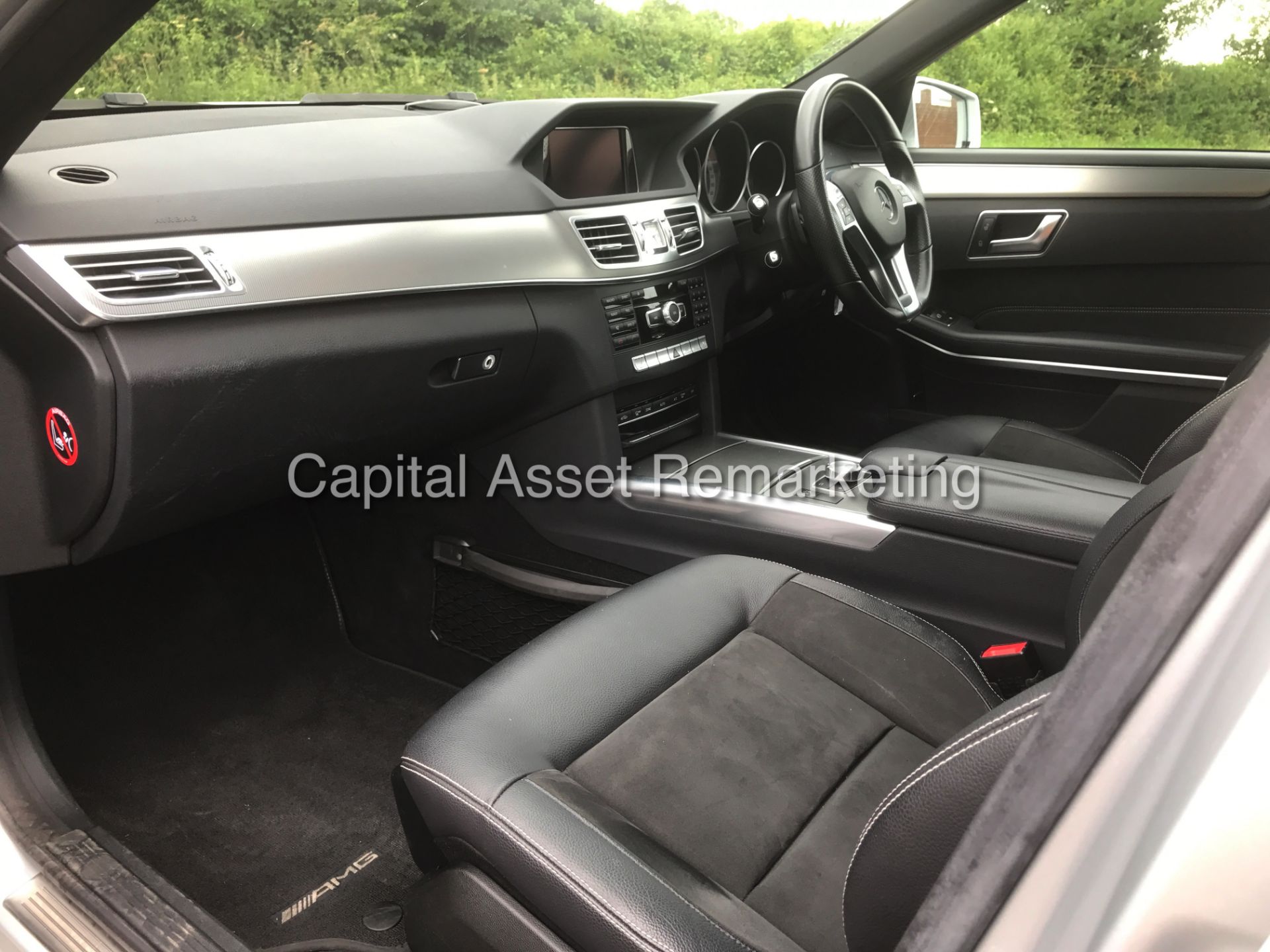 MERCEDES E220CDI "AMG SPORT EDITION" 7G AUTO (2015 MODEL) PAN ROOF - SAT NAV - LEATHER- FULLY LOADED - Image 17 of 28