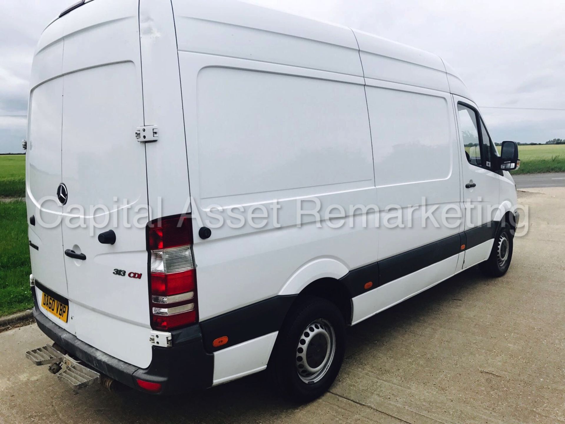 MERCEDES-BENZ SPRINTER 313 CDI 'MWB HI-ROOF' (2011) '130 BHP' (1 FOMRER COMPANY OWNER FROM NEW) - Image 6 of 13