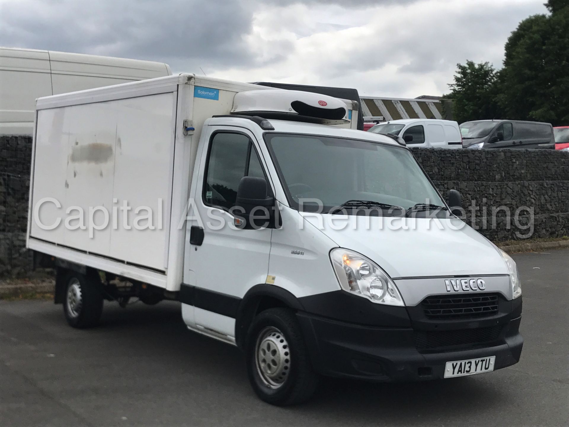 (On Sale) IVECO DAILY 35S11 'LWB - FRIDGE / FREEZER BOX' (2013) '2.3 DIESEL' **OVER NIGHT STANDBY** - Image 7 of 17