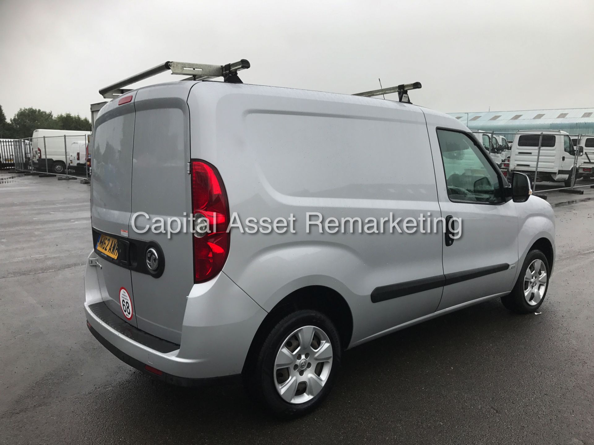 On Sale VAUXHALL COMBO 1.3CDTI "SPORTIVE - 90BHP" 1 OWNER (2013 MODEL) AIR CON - ELEC PACK - Wow!!!! - Image 5 of 15