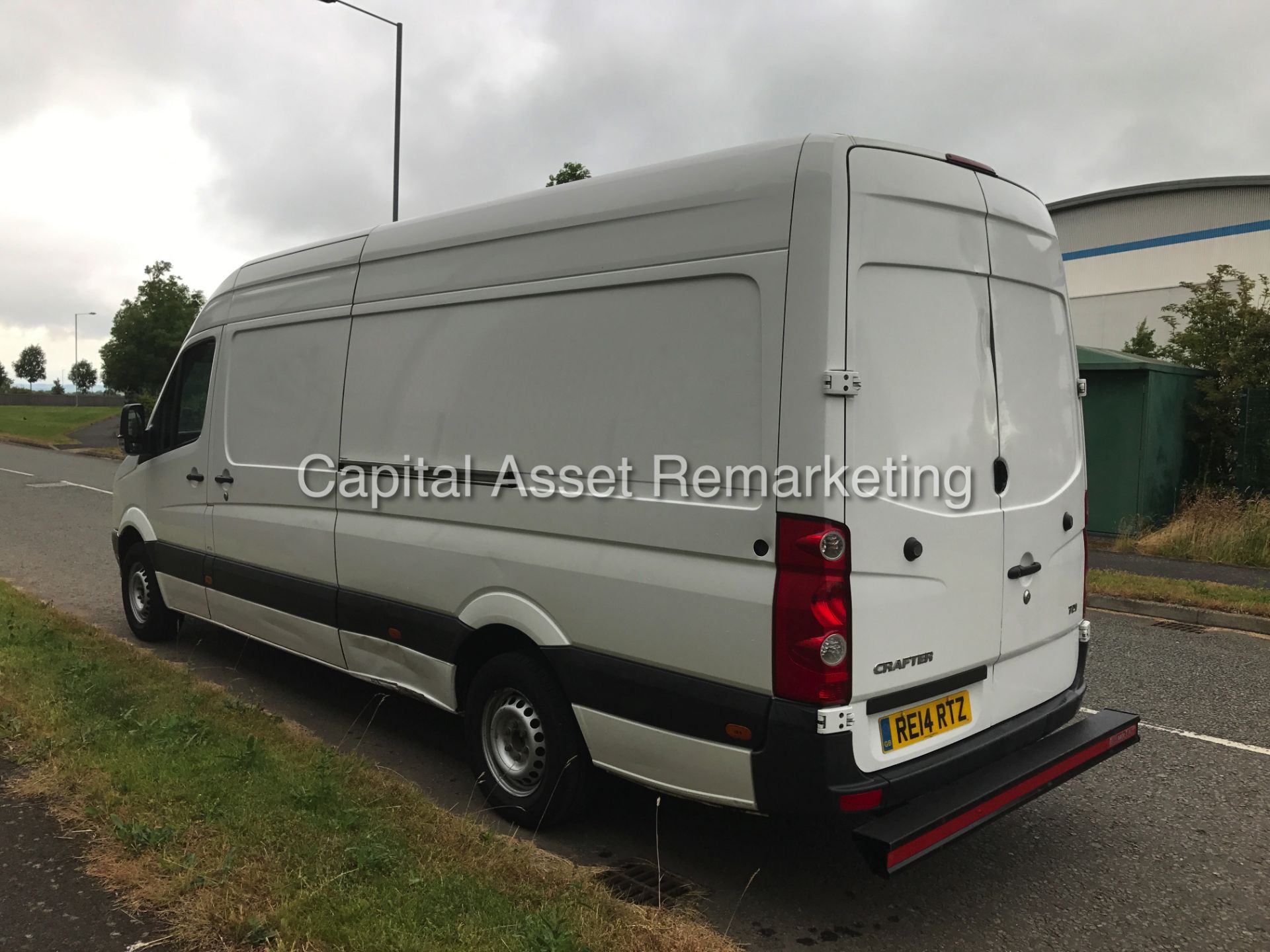 On Sale VOLKSWAGEN CRAFTER 2.0TDI "136BHP - 6 SPEED" LWB/ HI TOP (14 REG) 1 OWNER-ONLY 75K-NEW SHAPE - Image 4 of 17