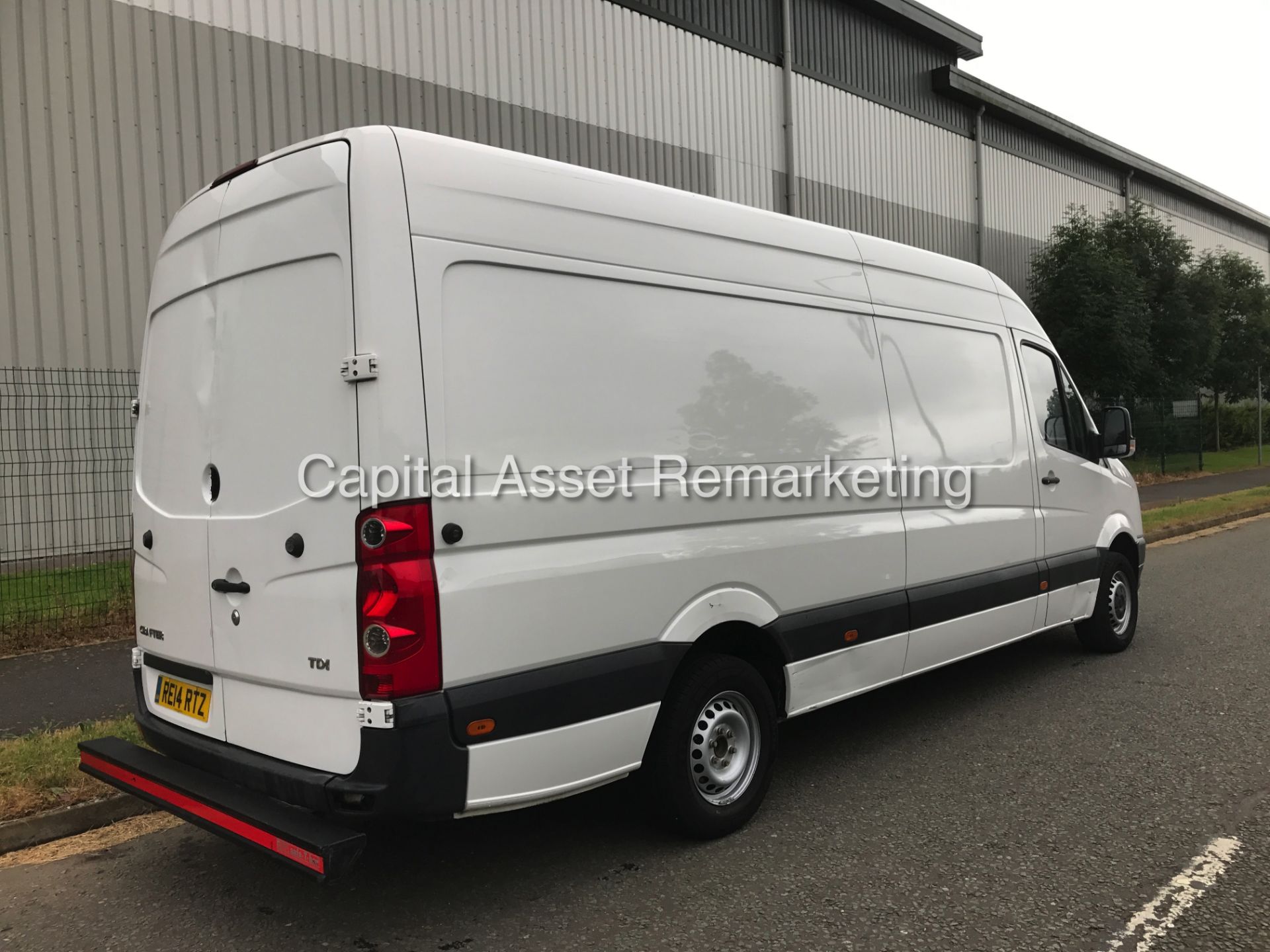 On Sale VOLKSWAGEN CRAFTER 2.0TDI "136BHP - 6 SPEED" LWB/ HI TOP (14 REG) 1 OWNER-ONLY 75K-NEW SHAPE - Image 6 of 17