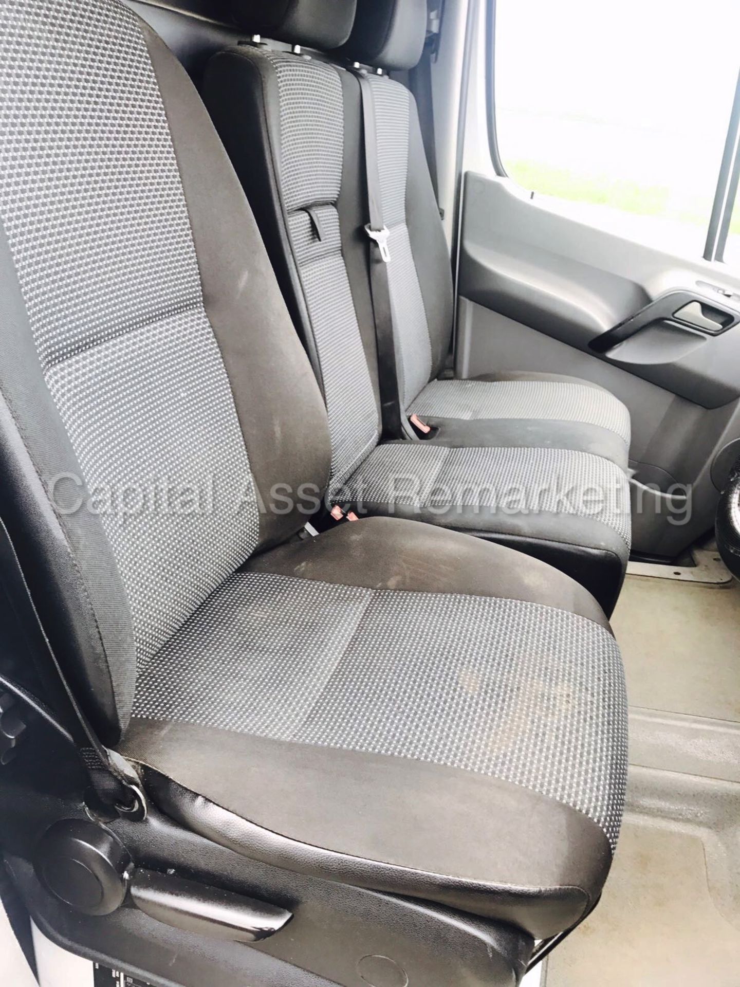 MERCEDES-BENZ SPRINTER 313 CDI 'MWB HI-ROOF' (2011) '130 BHP' (1 FOMRER COMPANY OWNER FROM NEW) - Image 11 of 13