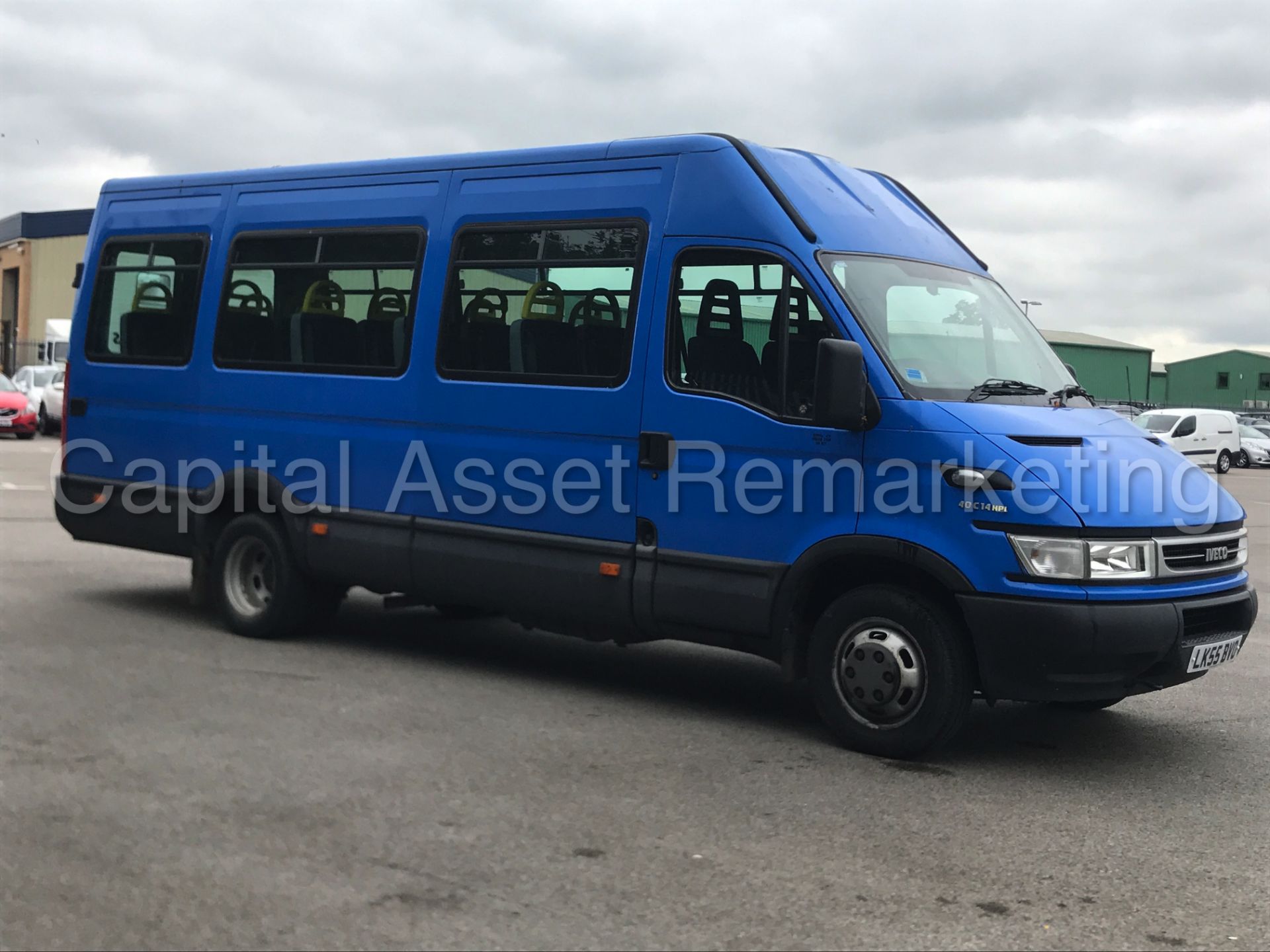 IVECO DAILY 40C14 '17 SEATER COACH / BUS' (2006 MODEL) '3.0 DIESEL - 6 SPEED' *IRIS BUS* (1 OWNER)