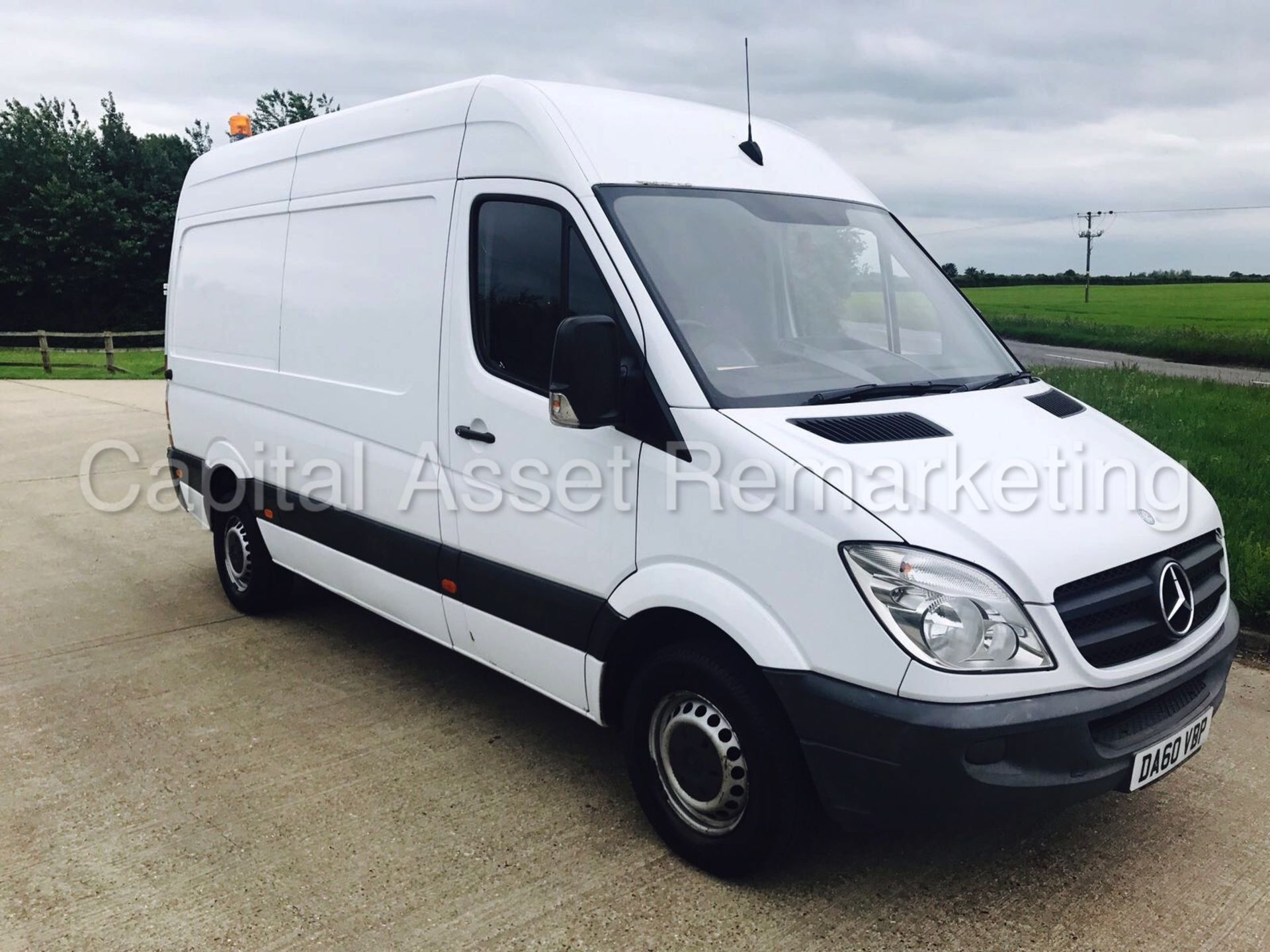 MERCEDES-BENZ SPRINTER 313 CDI 'MWB HI-ROOF' (2011) '130 BHP' (1 FOMRER COMPANY OWNER FROM NEW)