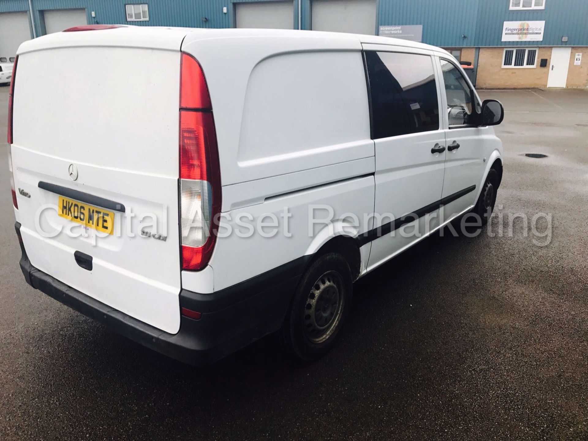 MERCEDES VITO 111 CDI '6 SEATER DUALINER / COMBI VAN' (2006 - 06 REG) '2.1 CDI - 6 SPEED' *AIR CON* - Image 6 of 13