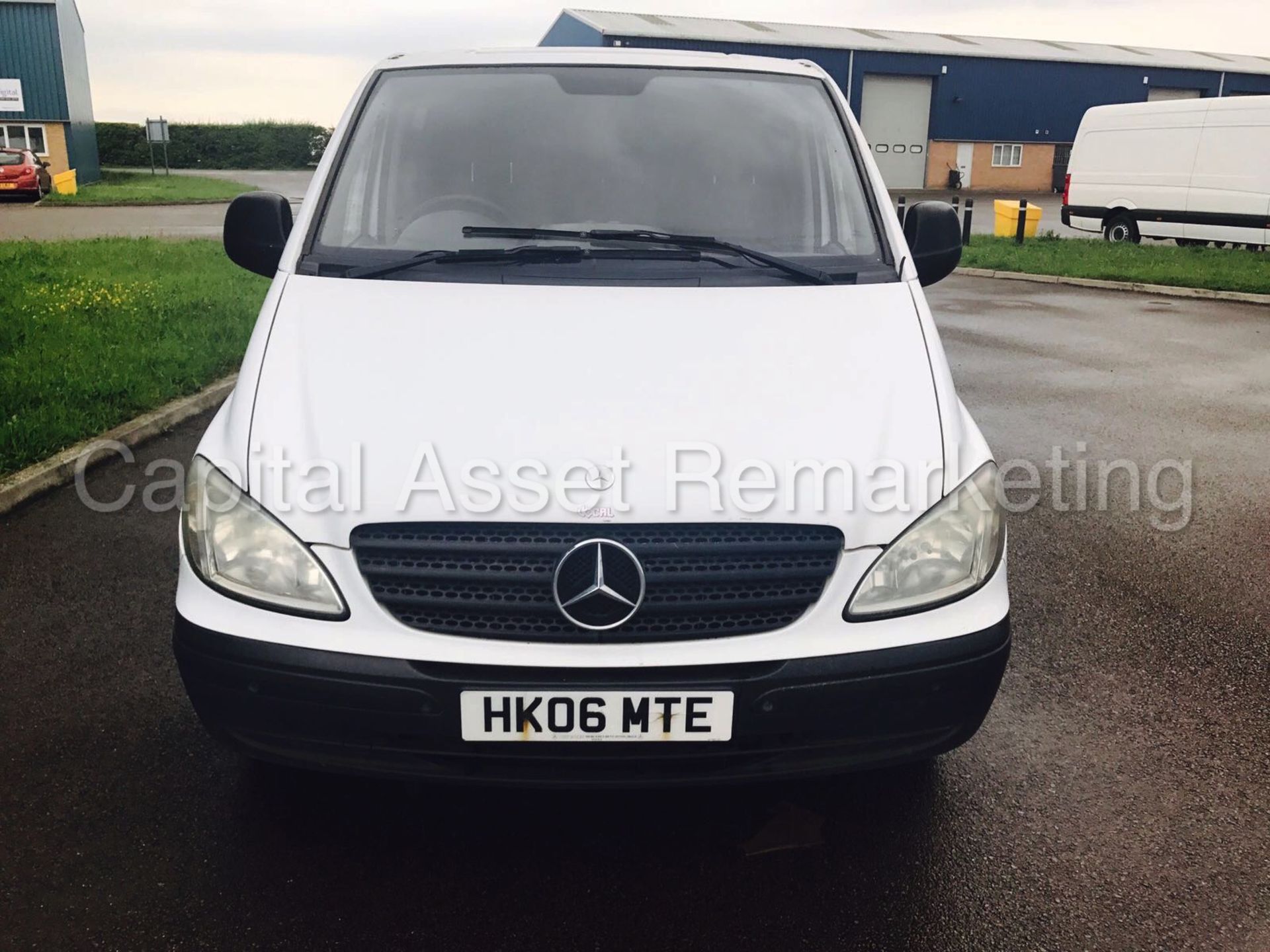 MERCEDES VITO 111 CDI '6 SEATER DUALINER / COMBI VAN' (2006 - 06 REG) '2.1 CDI - 6 SPEED' *AIR CON* - Image 2 of 13