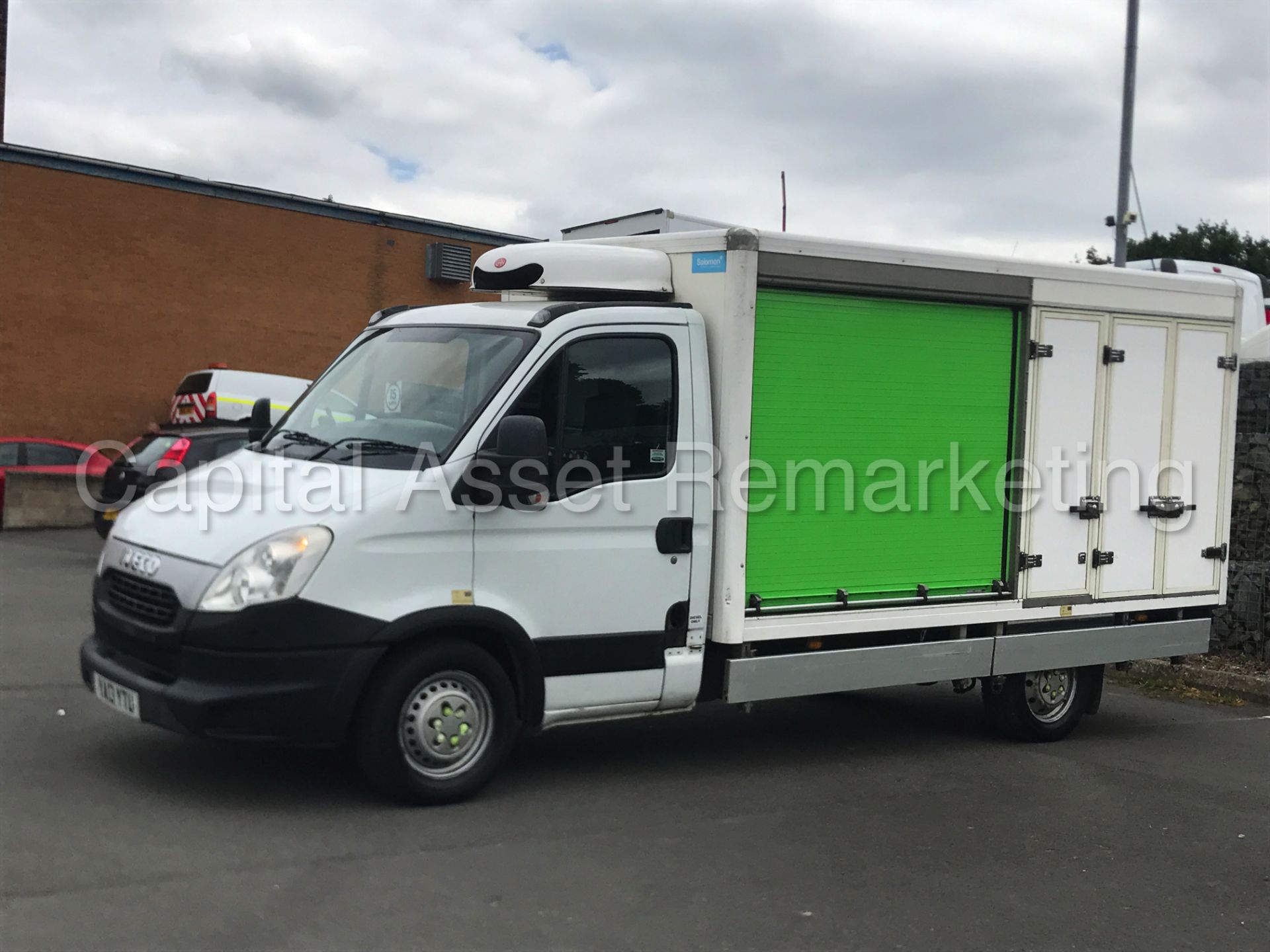 (On Sale) IVECO DAILY 35S11 'LWB - FRIDGE / FREEZER BOX' (2013) '2.3 DIESEL' **OVER NIGHT STANDBY** - Image 3 of 17