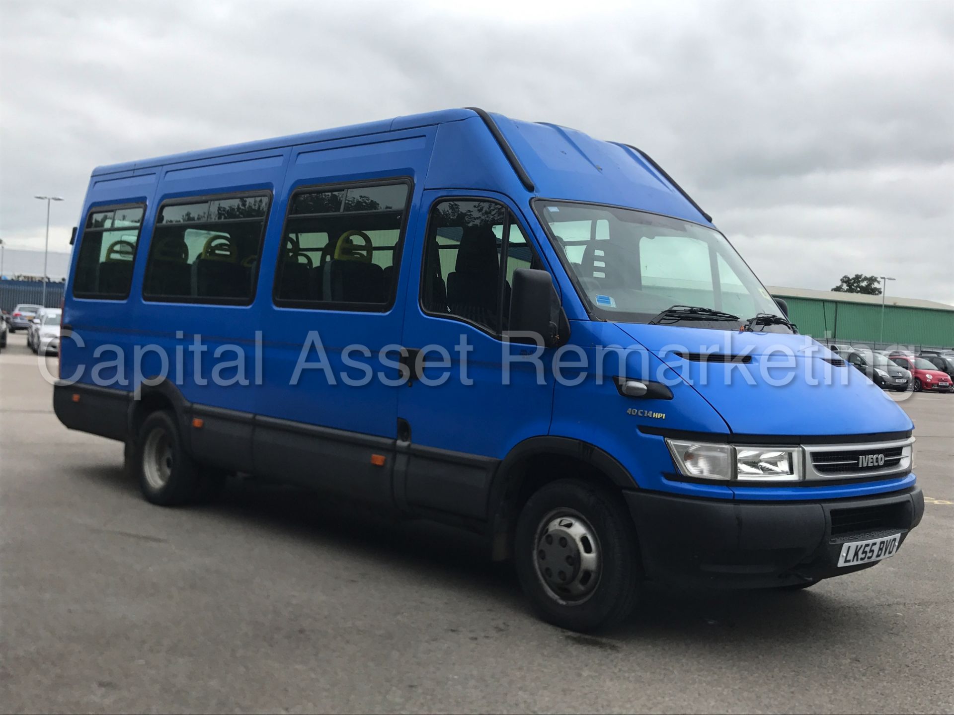 IVECO DAILY 40C14 '17 SEATER COACH / BUS' (2006 MODEL) '3.0 DIESEL - 6 SPEED' *IRIS BUS* (1 OWNER) - Image 2 of 23