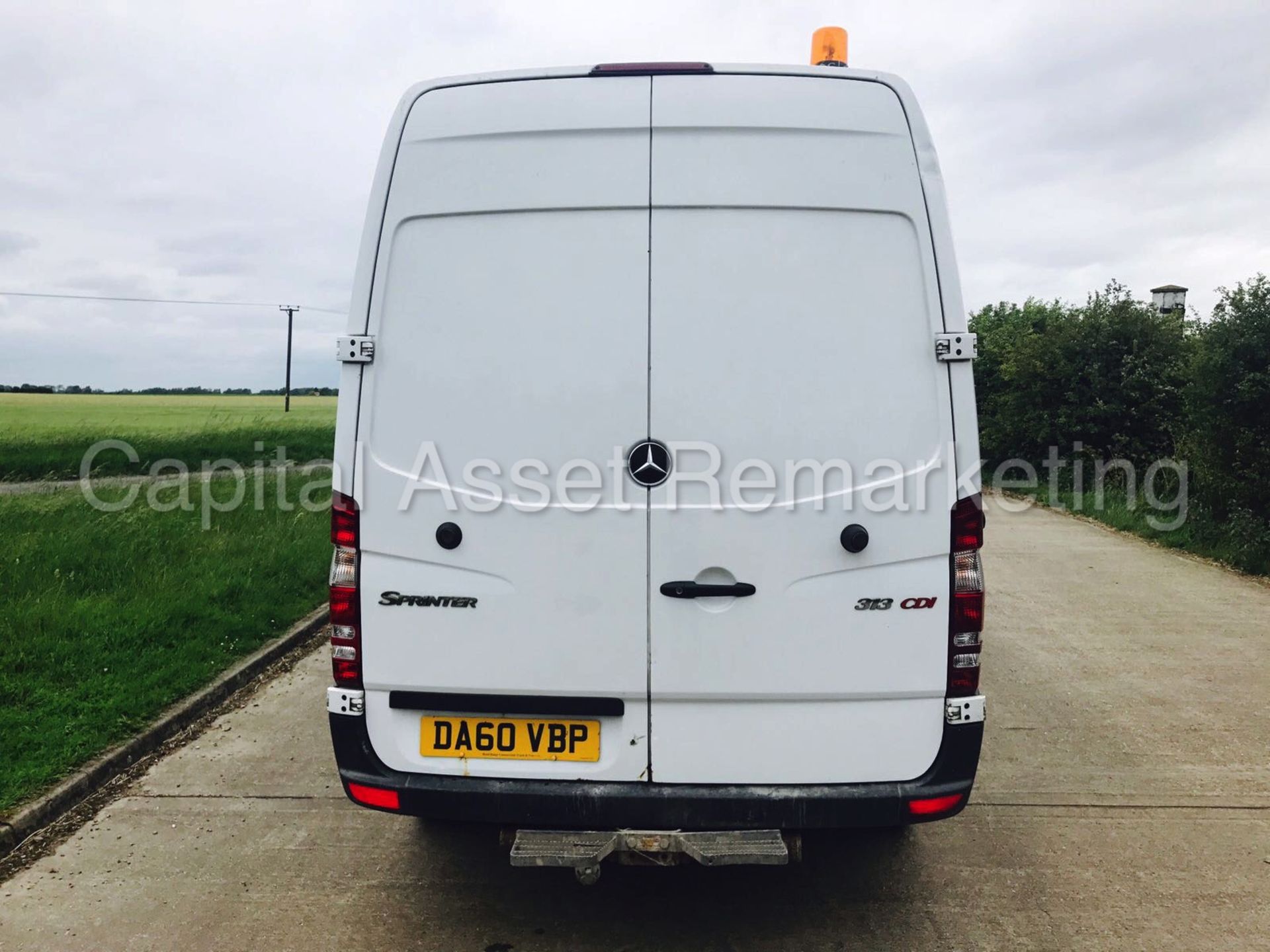 MERCEDES-BENZ SPRINTER 313 CDI 'MWB HI-ROOF' (2011) '130 BHP' (1 FOMRER COMPANY OWNER FROM NEW) - Image 5 of 13