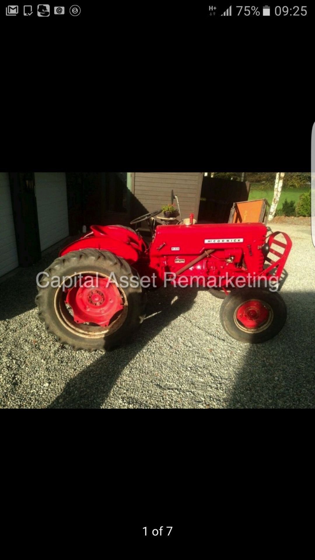 On Sale McCORMICK D320 "VINTAGE" TRACTOR DIESEL (1960) SHOW PEACE "TAKE A LOOK" - Image 2 of 7