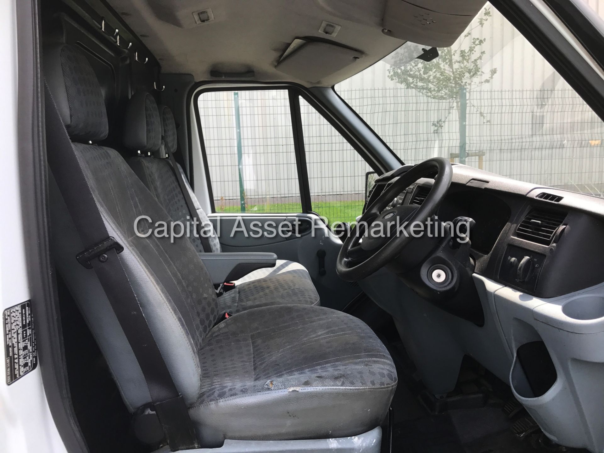 FORD TRANSIT 2.2TDCI T280 SWB / SEMI HI TOP (08 REG) - Image 8 of 13