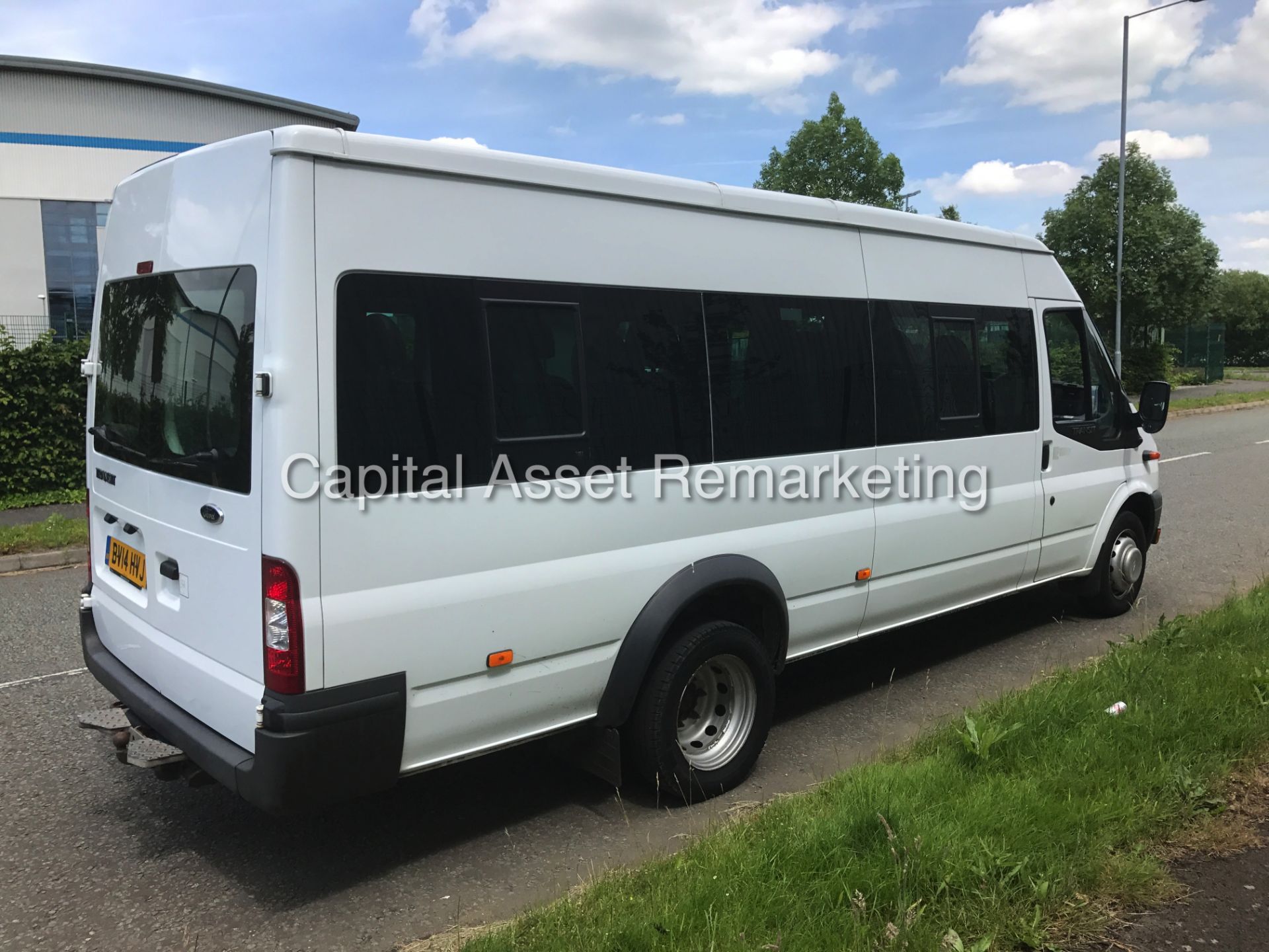 FORD TRANSIT 2.2TDCI "135" LONG WHEEL BASE 17 SEATER MINIBUS / COACH - 1 OWNER - LOW MILES - 14 REG! - Image 6 of 18