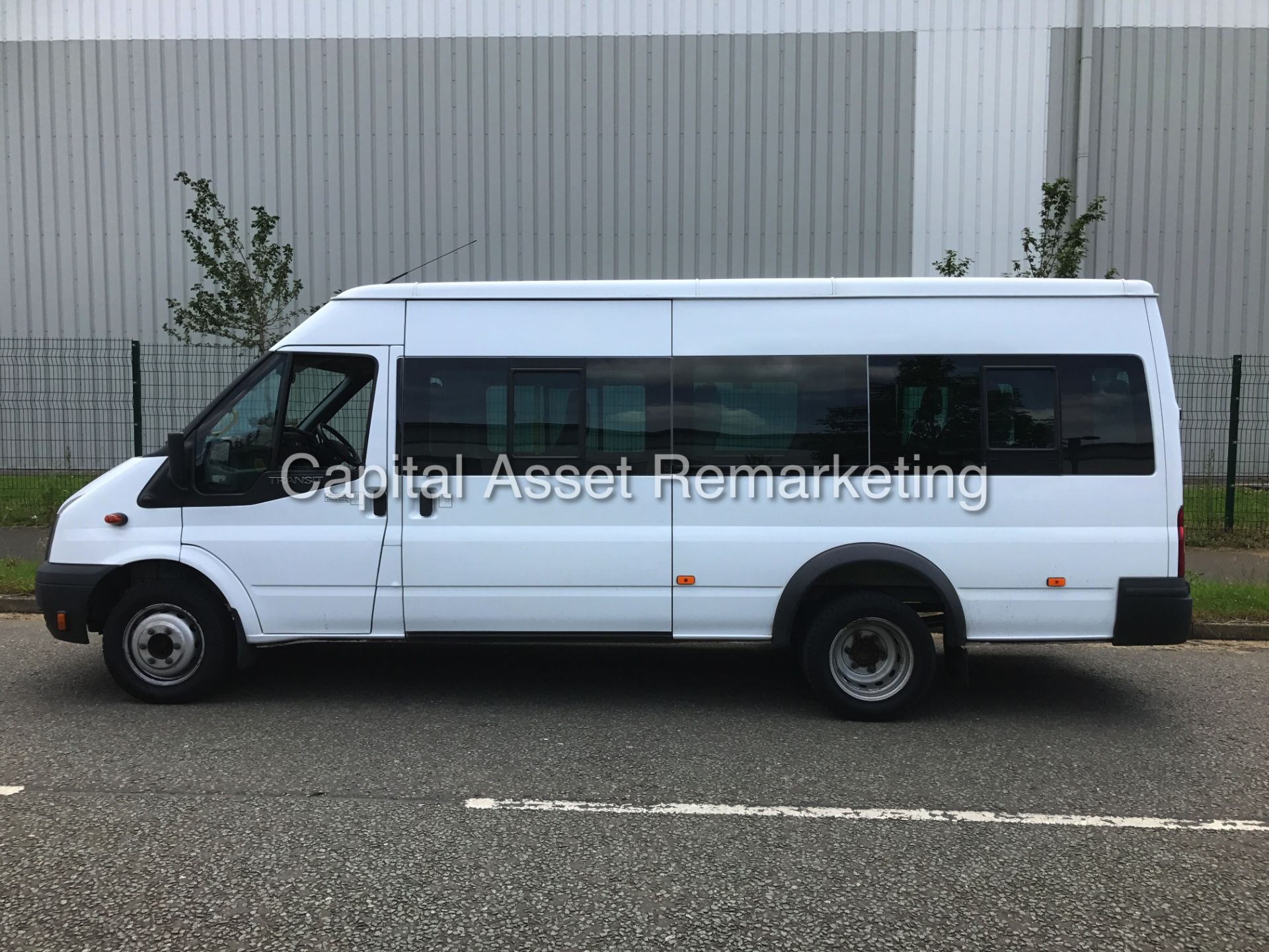 FORD TRANSIT 2.2TDCI "135" LONG WHEEL BASE 17 SEATER MINIBUS / COACH - 1 OWNER - LOW MILES - 14 REG! - Image 3 of 18