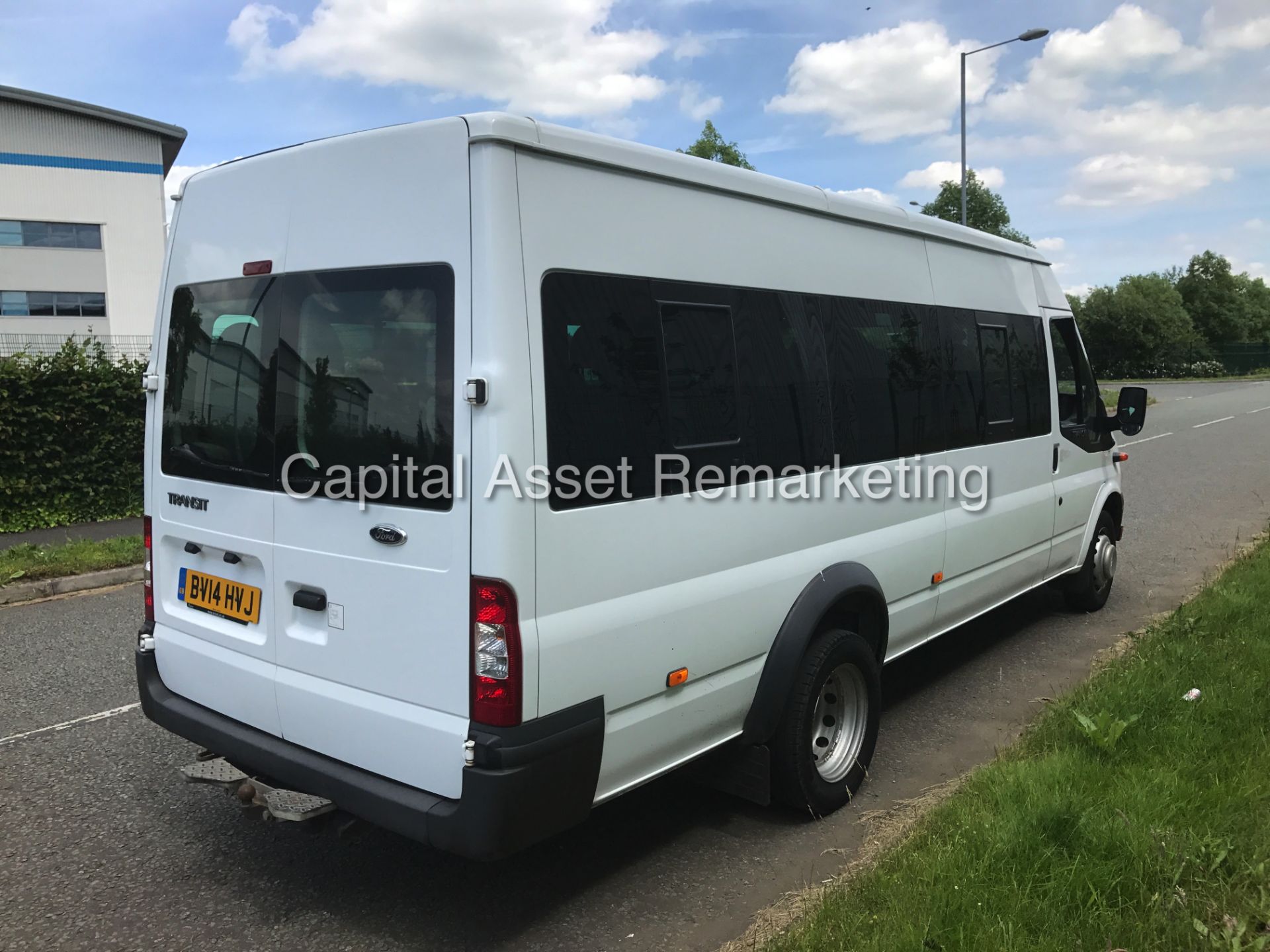 FORD TRANSIT 2.2TDCI "135" LONG WHEEL BASE 17 SEATER MINIBUS / COACH - 1 OWNER - LOW MILES - 14 REG! - Image 5 of 18