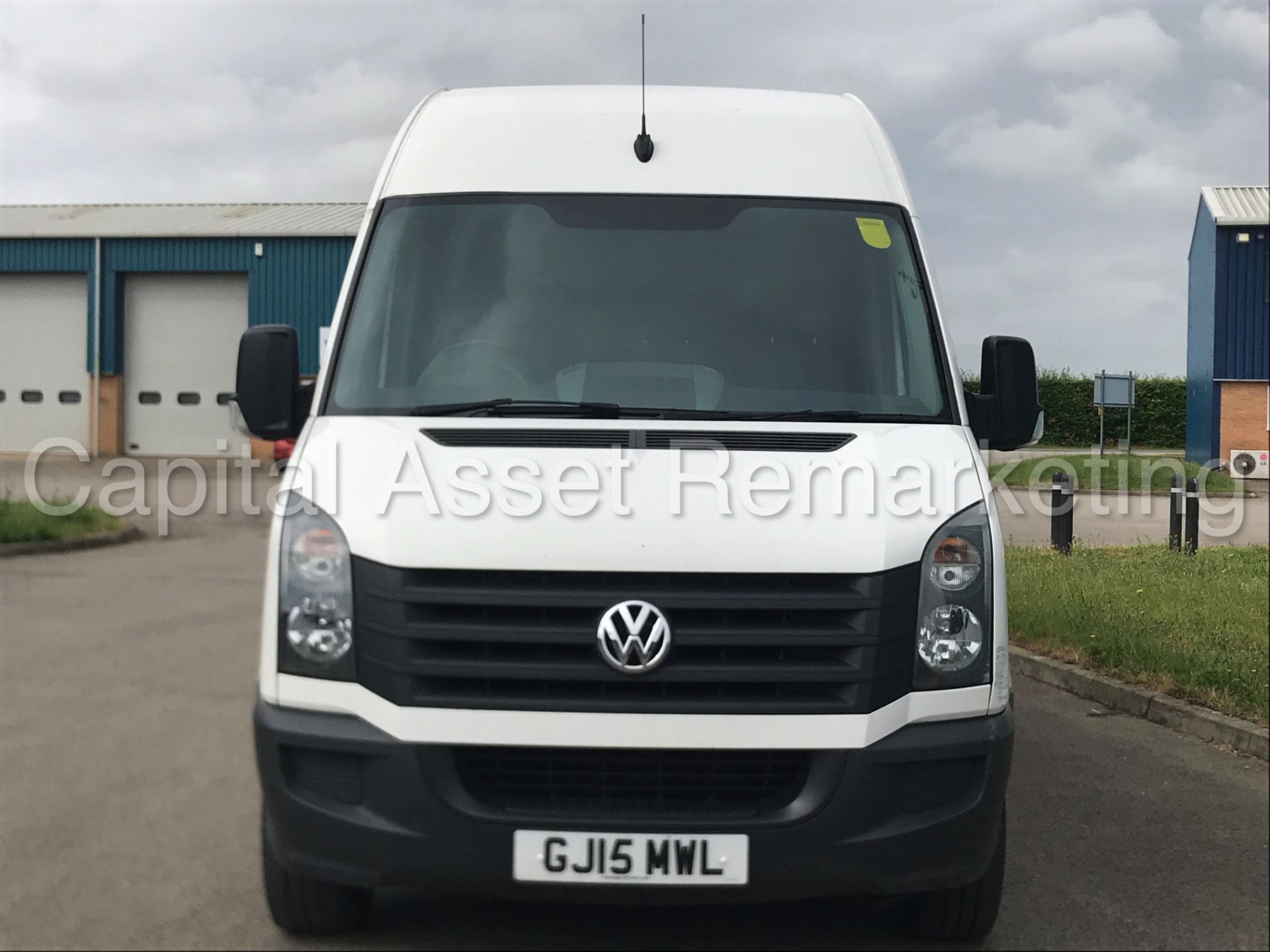 VOLKSWAGEN CRAFTER CR35 'LWB HI-ROOF' (2015) '2.0 TDI - 136 BHP - 6 SPEED' (1 COMPANY OWNER) - Image 2 of 24