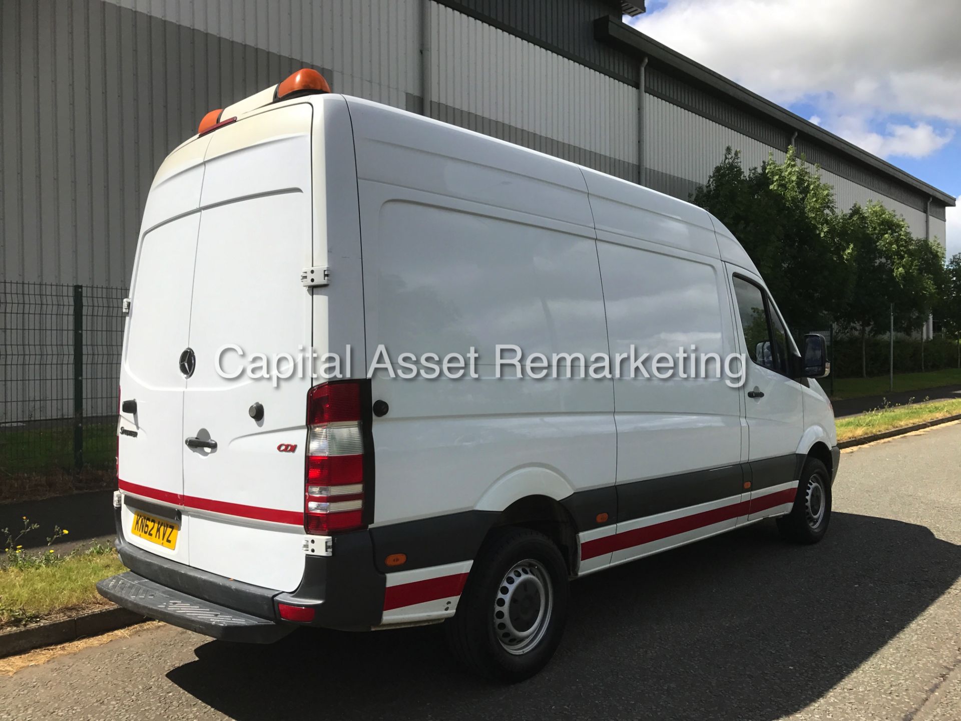 MERCEDES SPRINTER 313CDI "130BHP-6 SPEED" MWB / HI TOP (2013 MODEL) 1 OWNER FSH - CRUISE -ELEC PACK - Image 8 of 18