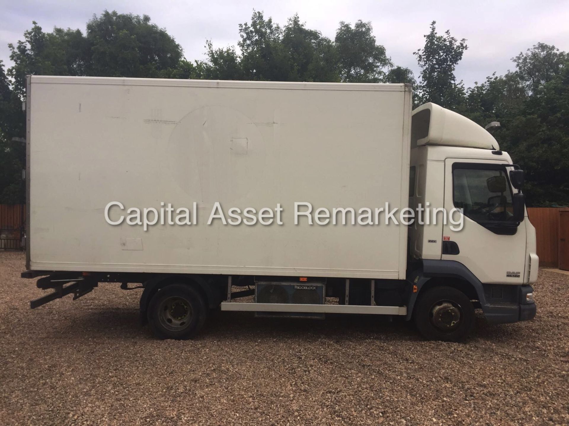 DAF TRUCKS LF45 "180BHP" 16FT FRIDGE/FREEZER(2010)7.5KG "LEZ COMPLIANT" LONG PLATE -LOW MILES-NO VAT - Image 2 of 14