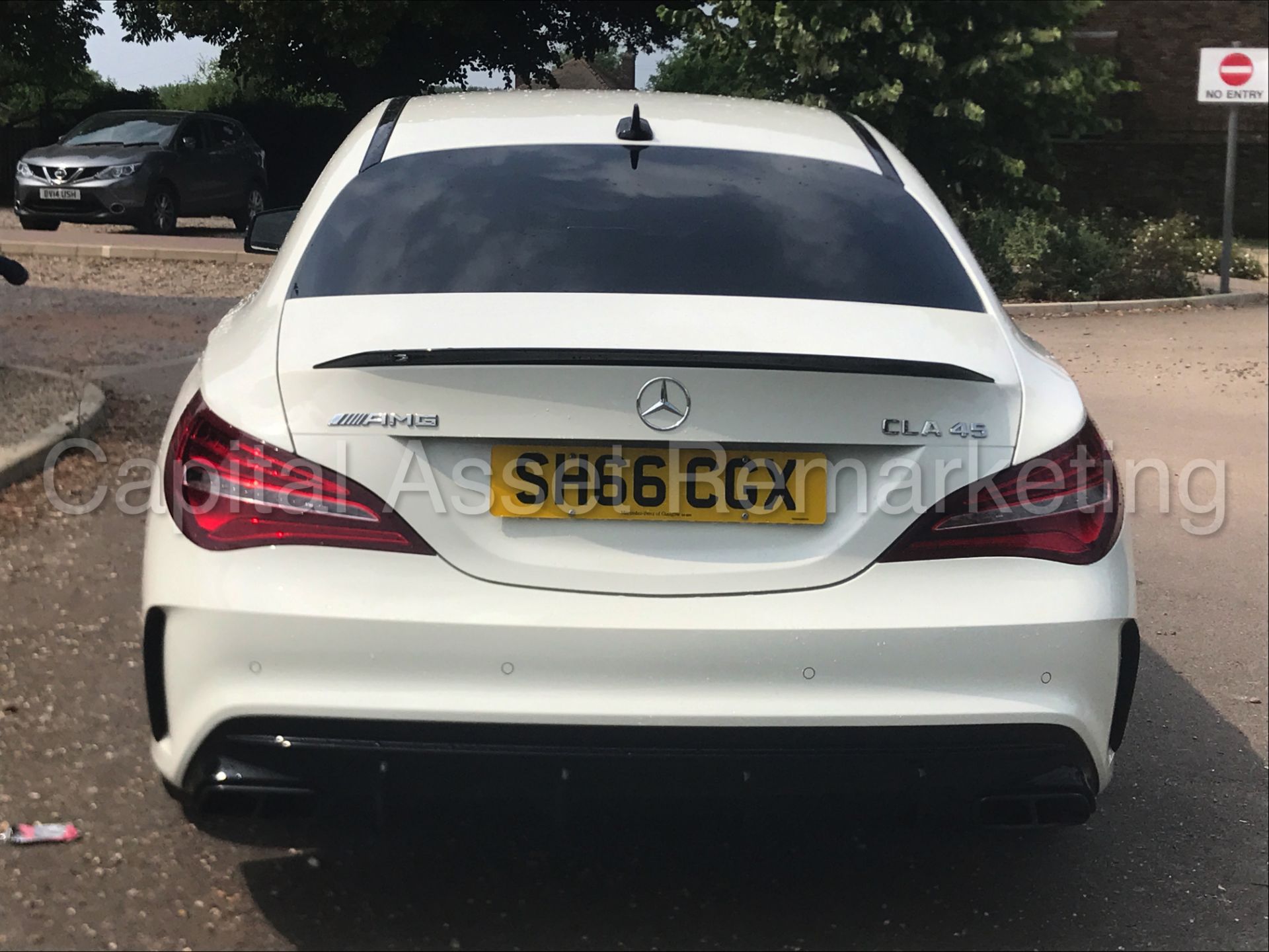 MERCEDES-BENZ CLA 45 'AMG 4-MATIC' (2017 MODEL) AUTO - LEATHER - SAT NAV - AERO KIT **MONSTER SPEC** - Image 12 of 45