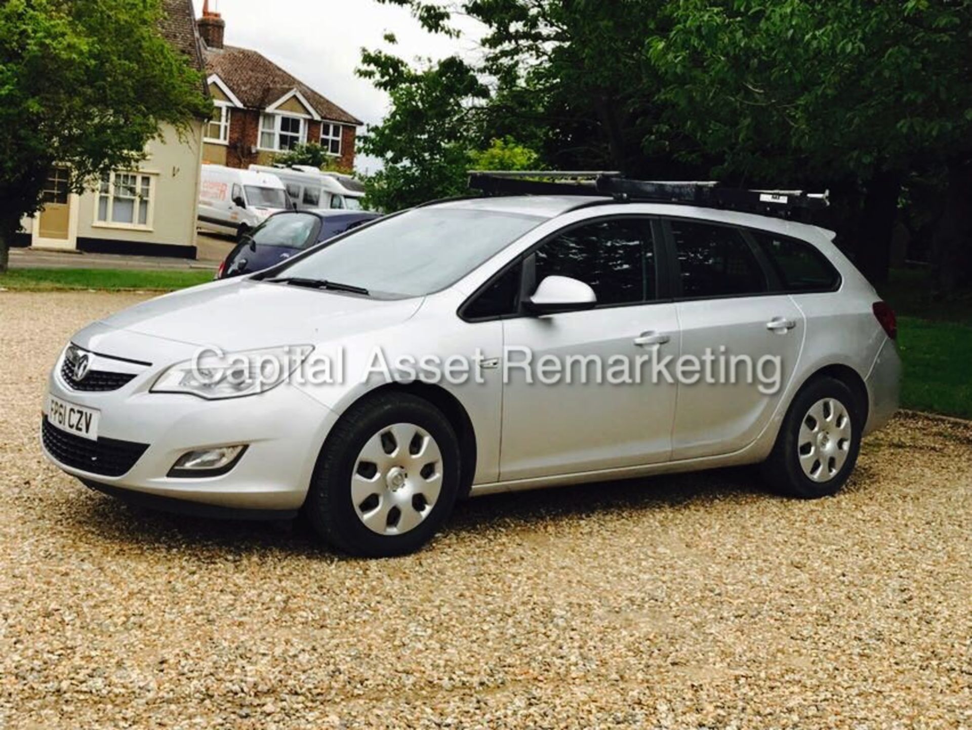 (ON SALE) VAUXHALL ASTRA 'EXCLUSIVE' (2012 MODEL) '1.7 CDTI - ECOFLEX - 6 SPEED' *AIR CON* (1 OWNER) - Image 5 of 19