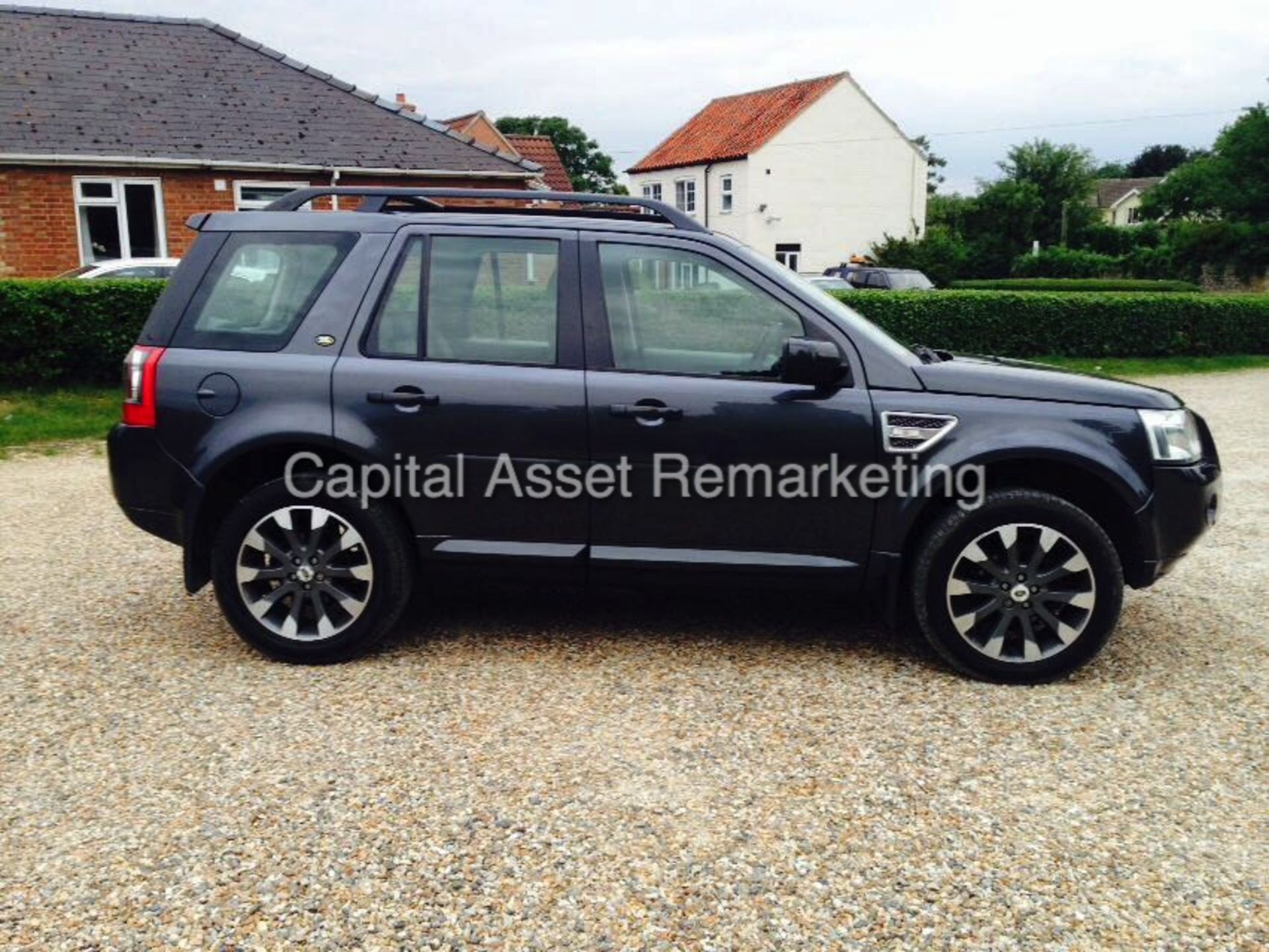 LAND ROVER FREELANDER 'SPORT LE' (2010) 'TD4 - STOP/START - 6 SPEED - LEATHER - AIR CON' *HUGE SPEC* - Image 7 of 16