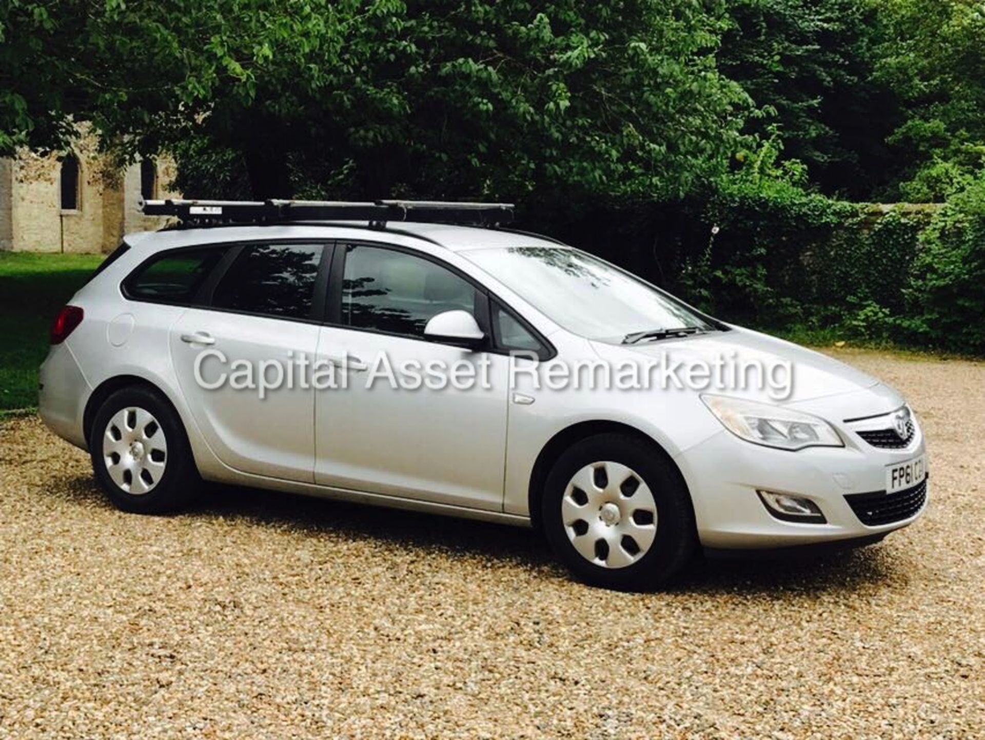(ON SALE) VAUXHALL ASTRA 'EXCLUSIVE' (2012 MODEL) '1.7 CDTI - ECOFLEX - 6 SPEED' *AIR CON* (1 OWNER)