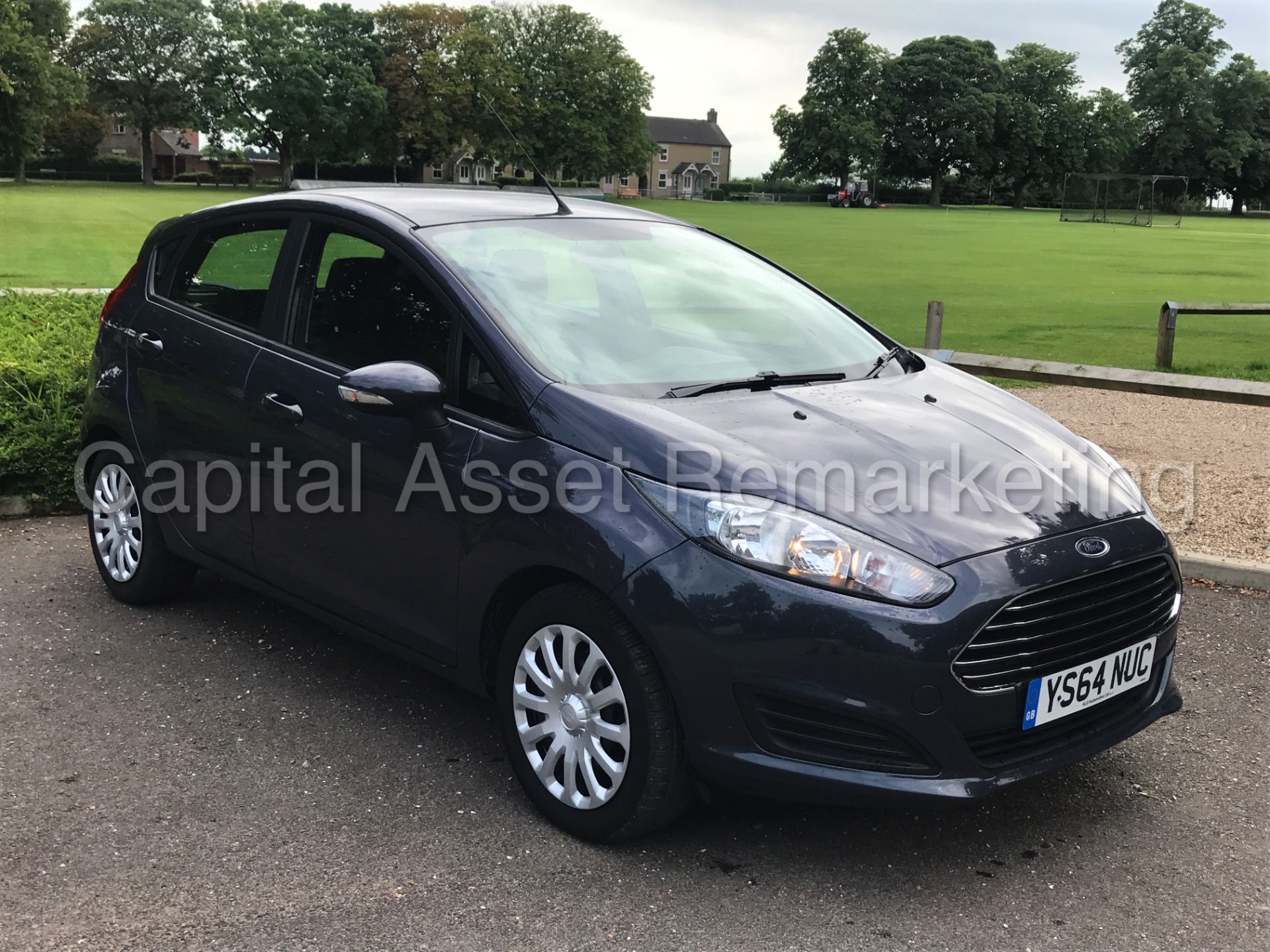 FORD FIESTA 'STYLE' 5 DOOR HATCHBACK (2015 MODEL) '1.5 TDCI - 60 MPG - AIR CON' (1 OWNER - FSH)