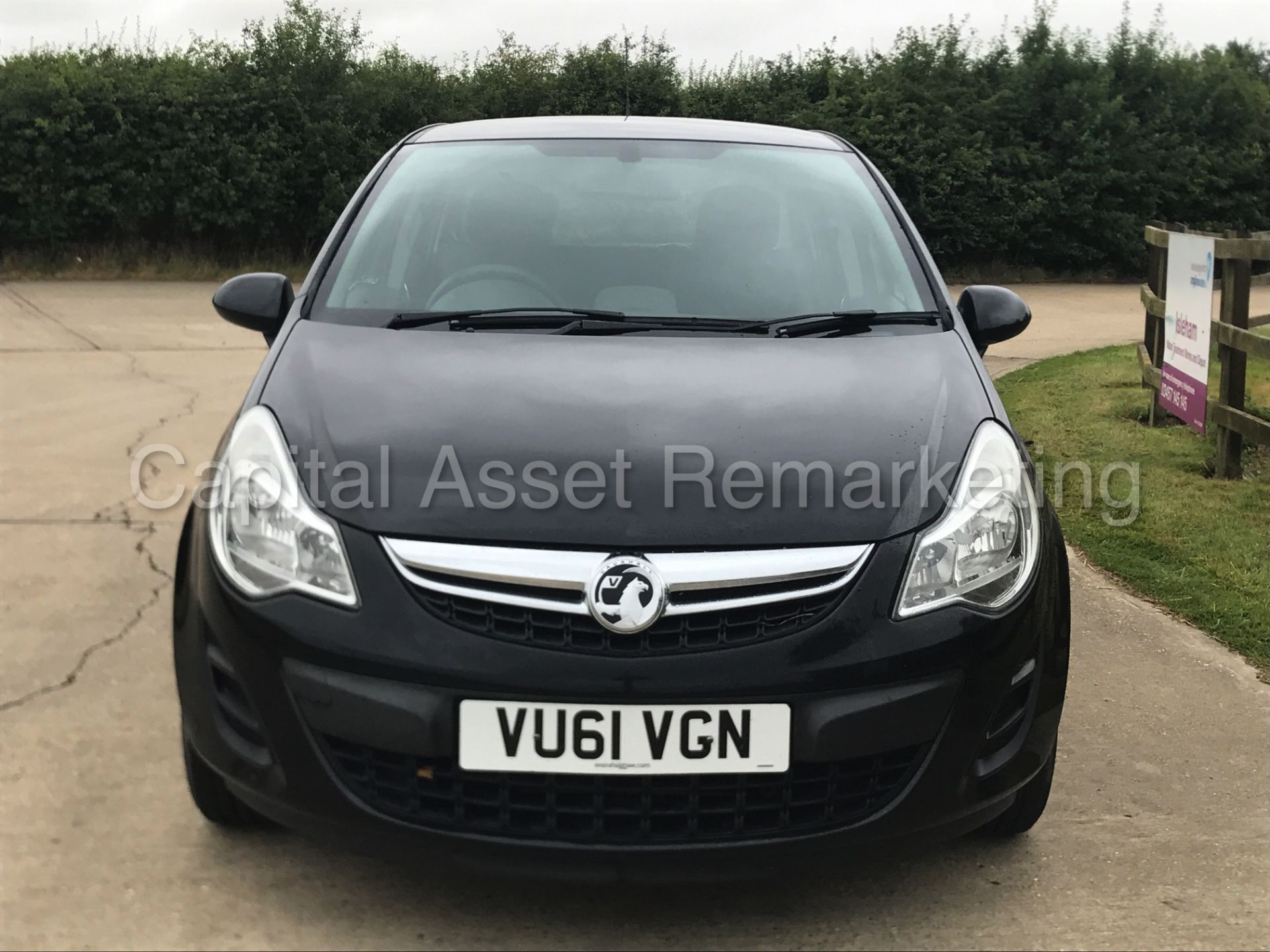 (On Sale) VAUXHALL CORSA 'EXCLUSIVE' 5 DOOR HATCHBACK (2012 MODEL) 'CDTI - 5 SPEED - A/C' - Image 3 of 23