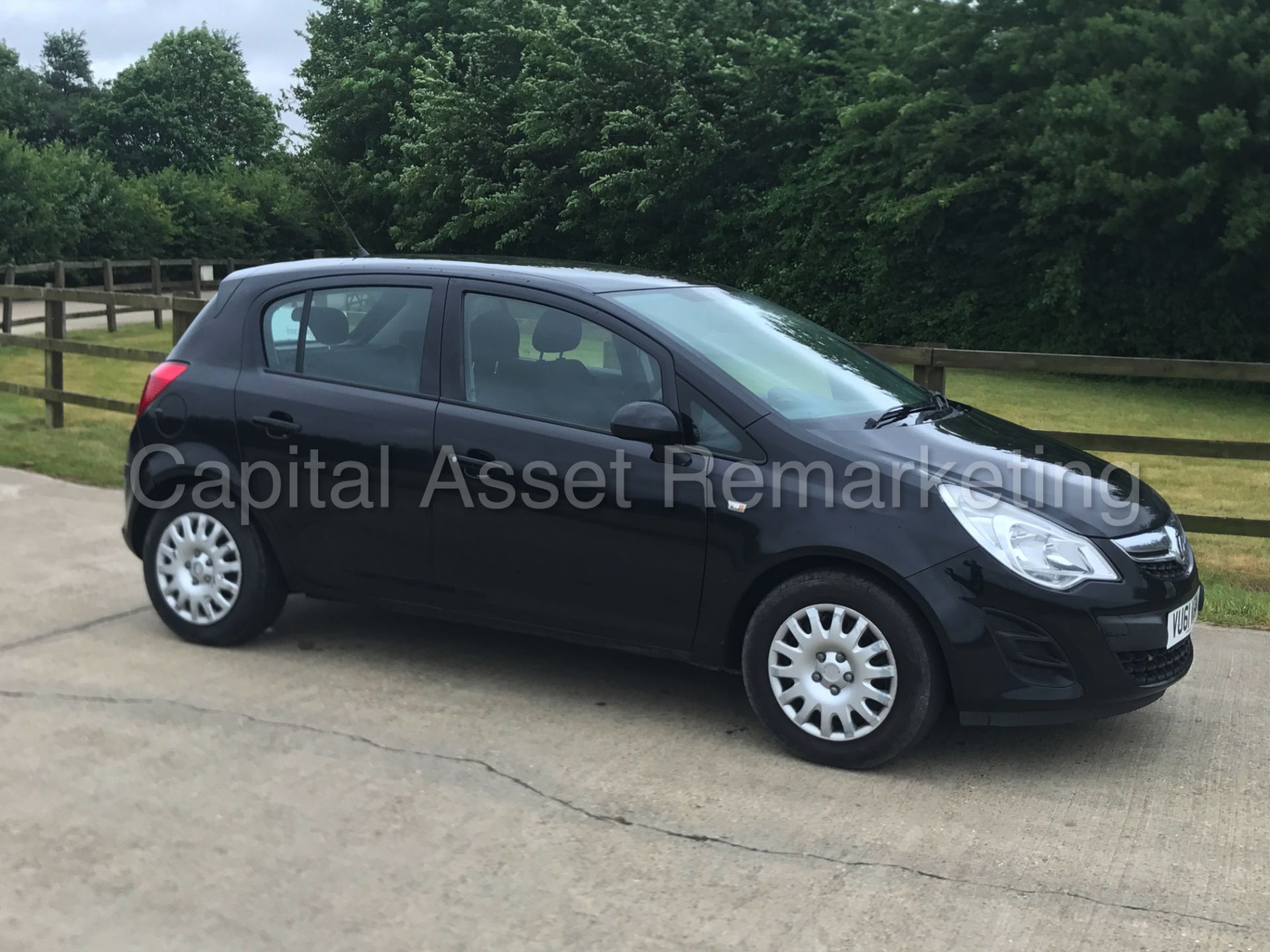 (On Sale) VAUXHALL CORSA 'EXCLUSIVE' 5 DOOR HATCHBACK (2012 MODEL) 'CDTI - 5 SPEED - A/C' - Image 10 of 23