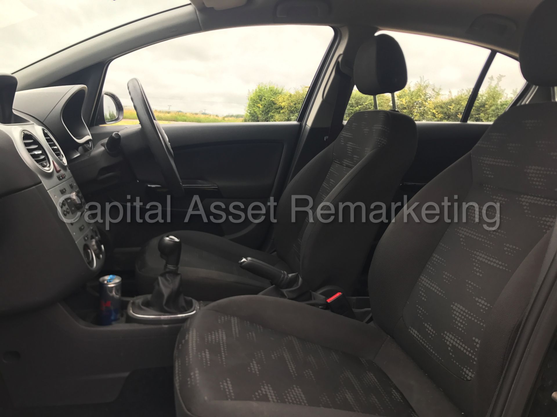 (On Sale) VAUXHALL CORSA 'EXCLUSIVE' 5 DOOR HATCHBACK (2012 MODEL) 'CDTI - 5 SPEED - A/C' - Image 13 of 23