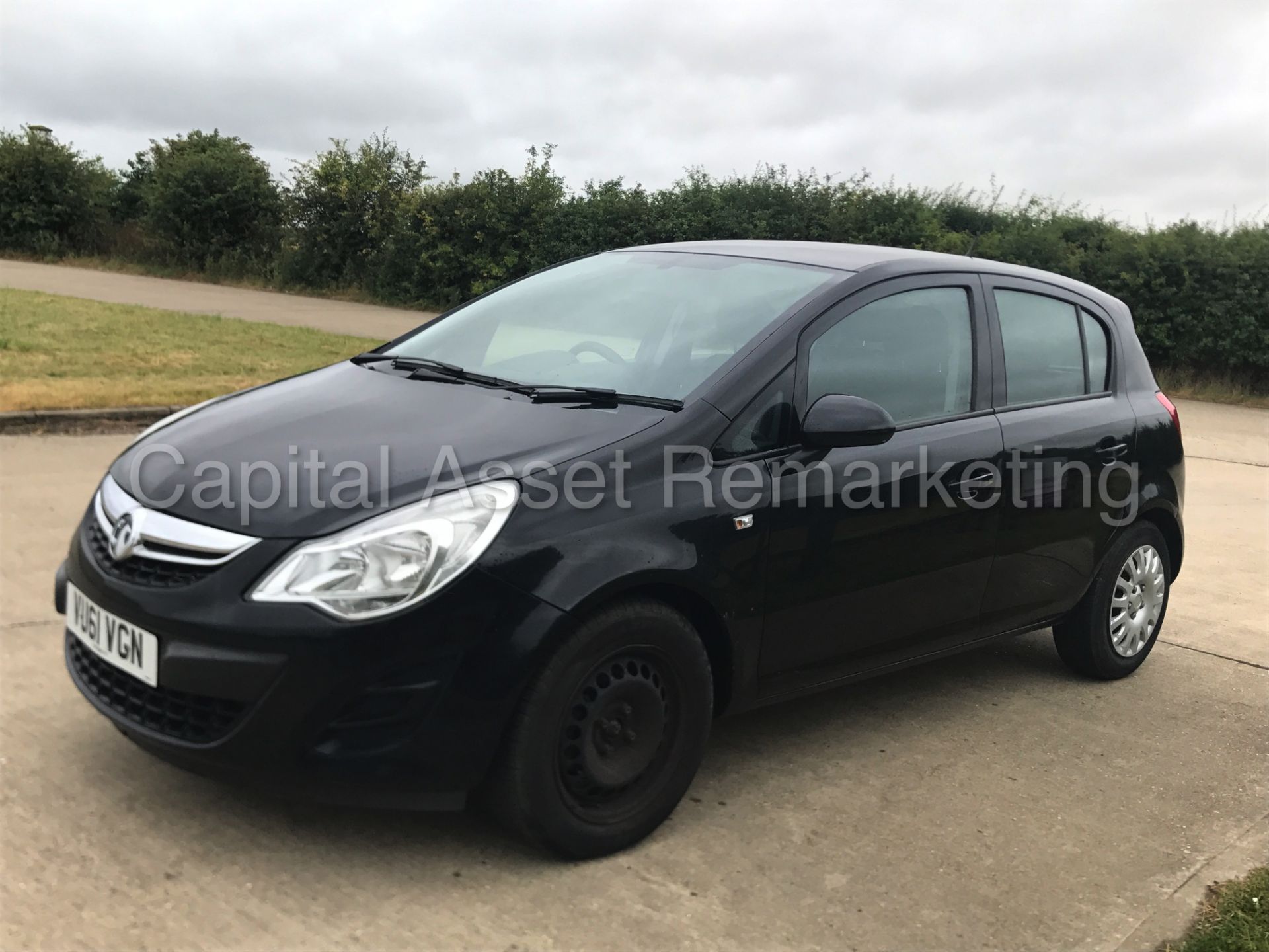 (On Sale) VAUXHALL CORSA 'EXCLUSIVE' 5 DOOR HATCHBACK (2012 MODEL) 'CDTI - 5 SPEED - A/C' - Image 5 of 23