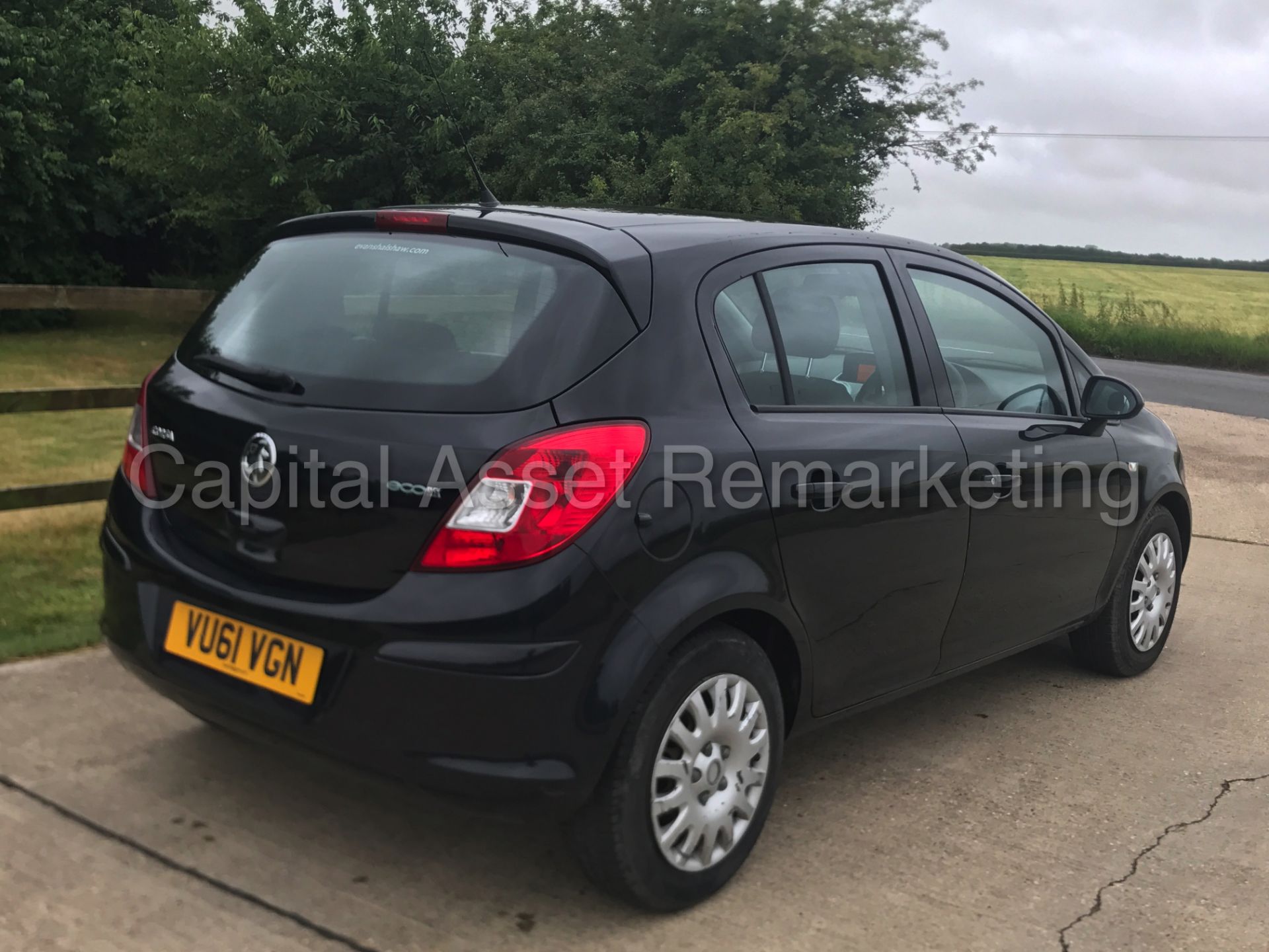 (On Sale) VAUXHALL CORSA 'EXCLUSIVE' 5 DOOR HATCHBACK (2012 MODEL) 'CDTI - 5 SPEED - A/C' - Image 9 of 23