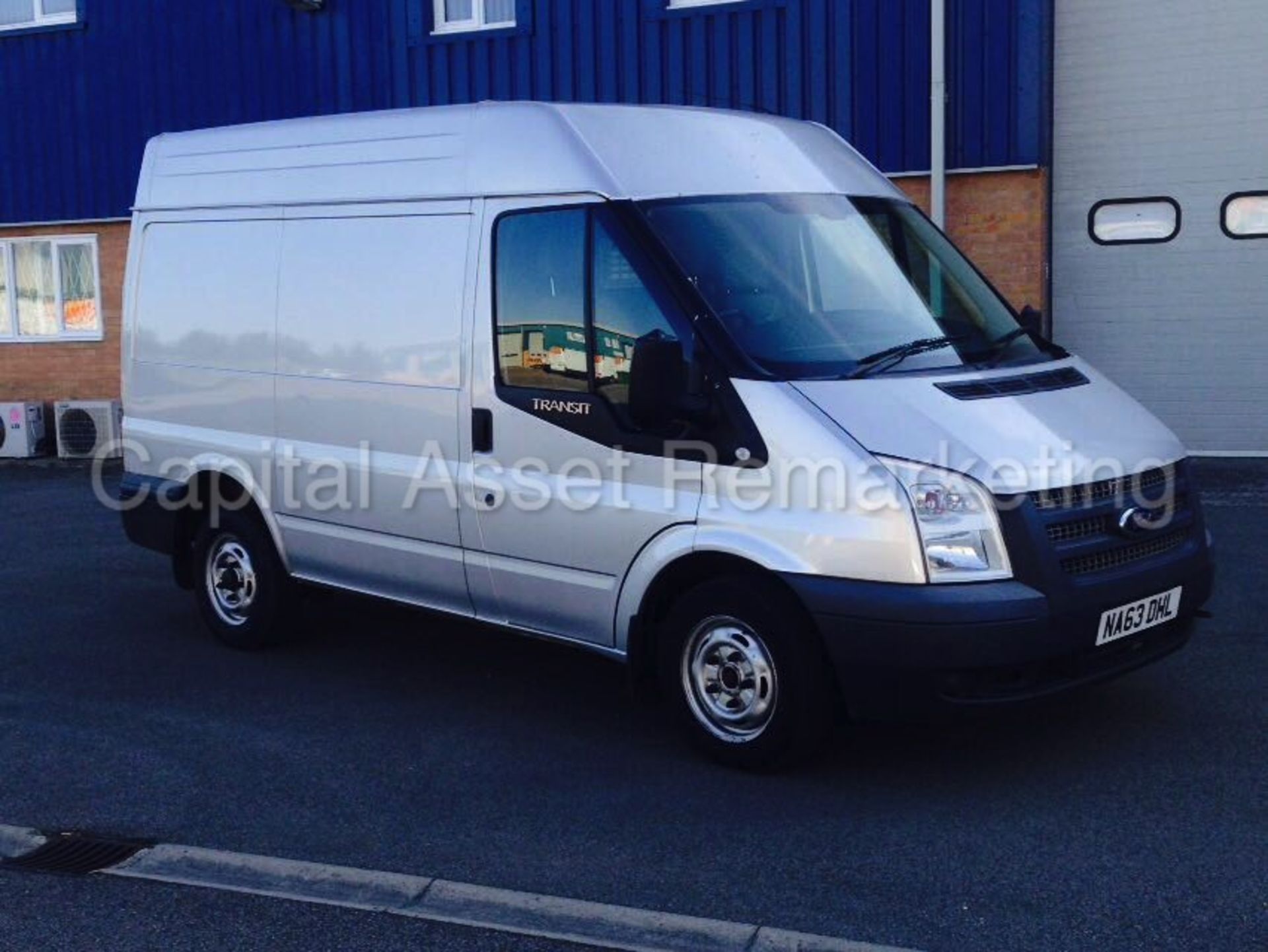 FORD TRANSIT 100 T280 FWD 'SWB HI-ROOF' (2014 MODEL) '2.2 TDCI - 100 PS - 6 SPEED' **AIR CON**