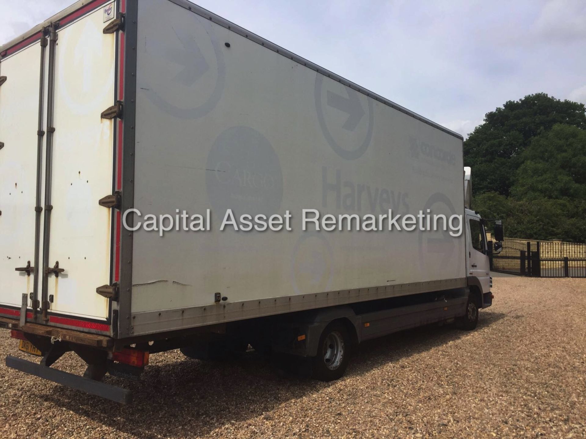 MERCEDES ATEGO 816D "LEZ COMPLIANT - EURO 5" 22FT FOOT BOX BODY (2012 MODEL) IDEL REMOVAL TRUCK - Image 4 of 9