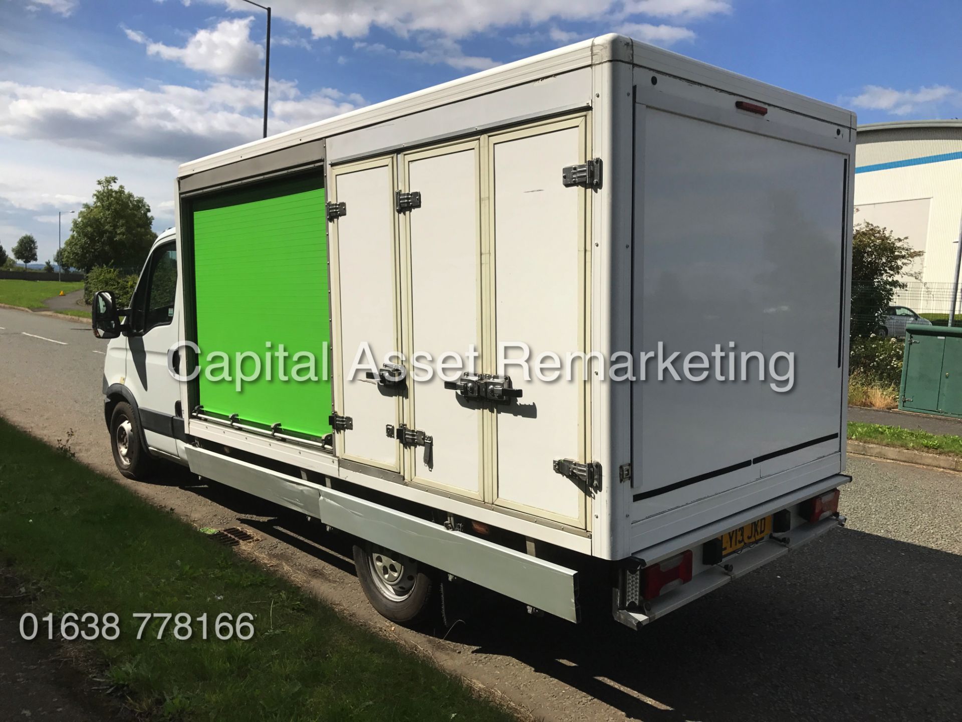 IVECO DAILY 35S11 FRIDGE / FREEZER LONG WHEEL BASE BOX VAN - 13 REG - NEW SHAPE - EURO 5 - 1 OWNER - Image 2 of 12