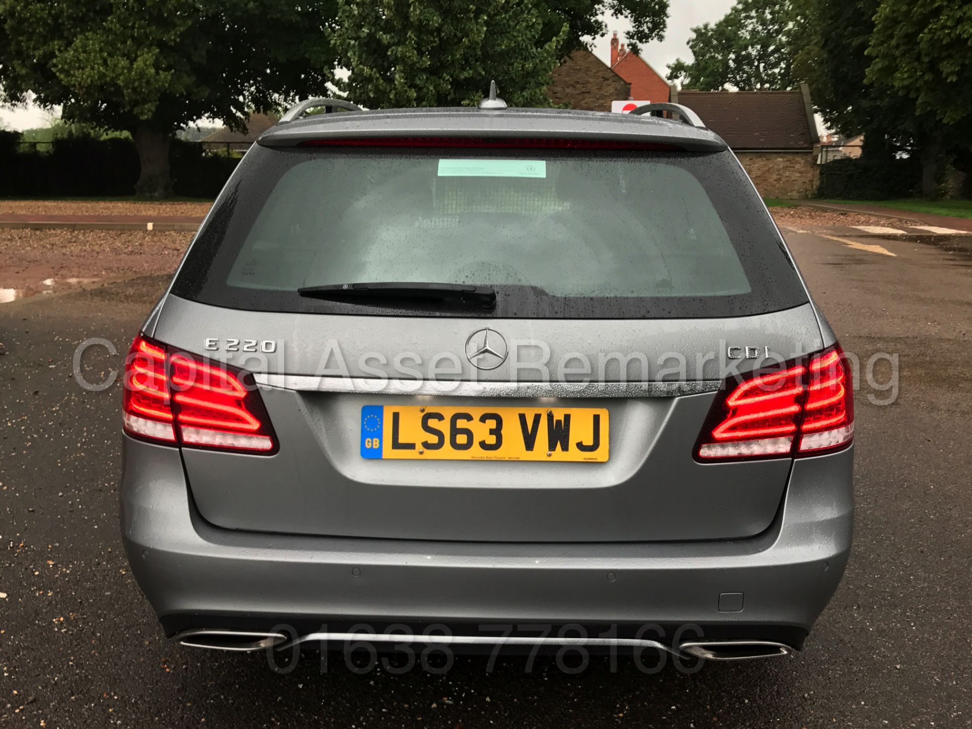 MERCEDES-BENZ E220 CDI '5 DOOR ESTATE' (2014 MODEL) '7G TRONIC - LEATHER - SAT NAV - STOP / START' - Image 5 of 30