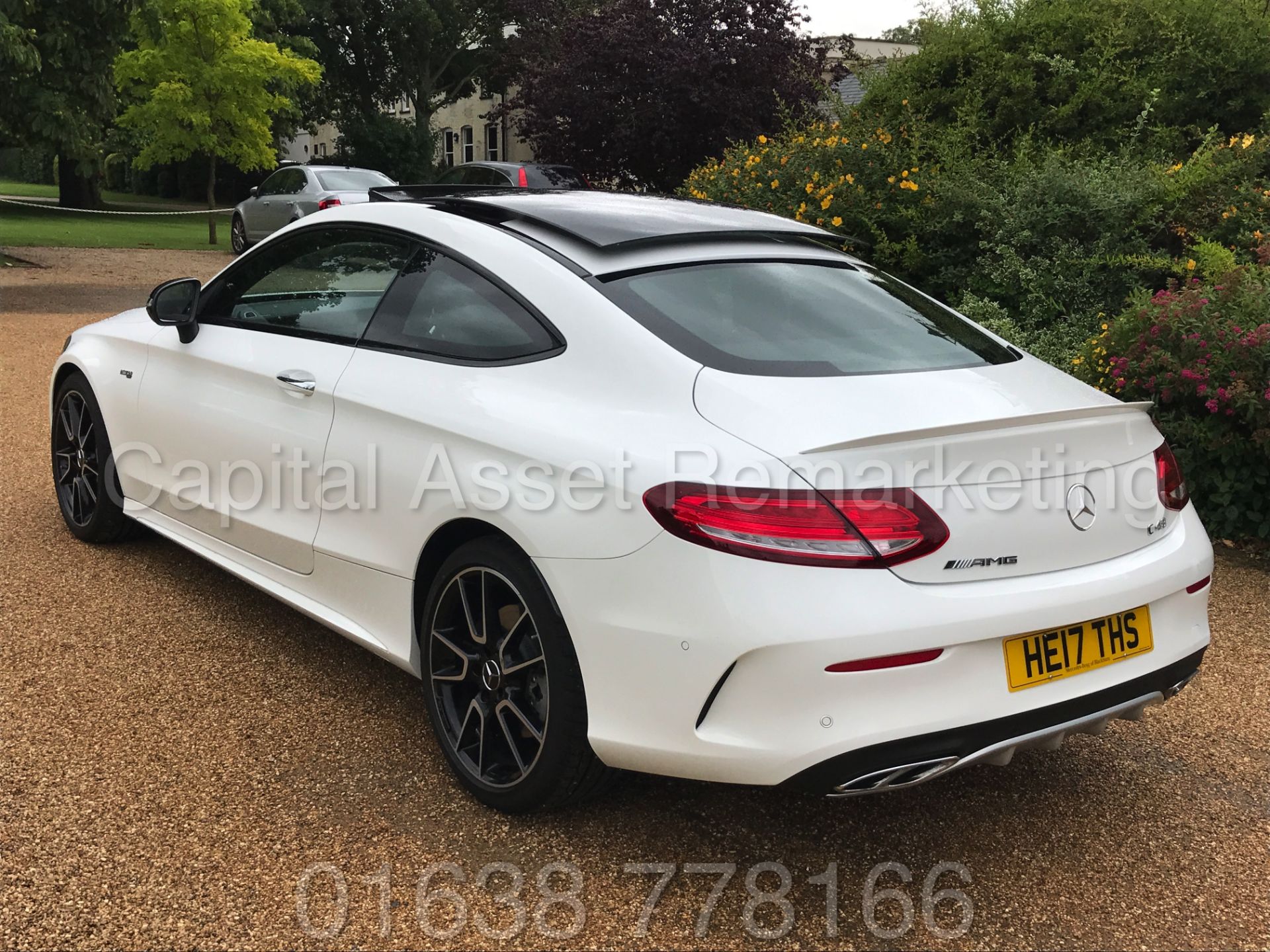 MEREDES-BENZ C43 AMG PREMIUM '4 MATIC' COUPE (2017) '9-G AUTO - LEATHER - SAT NAV' **FULLY LOADED** - Image 10 of 57