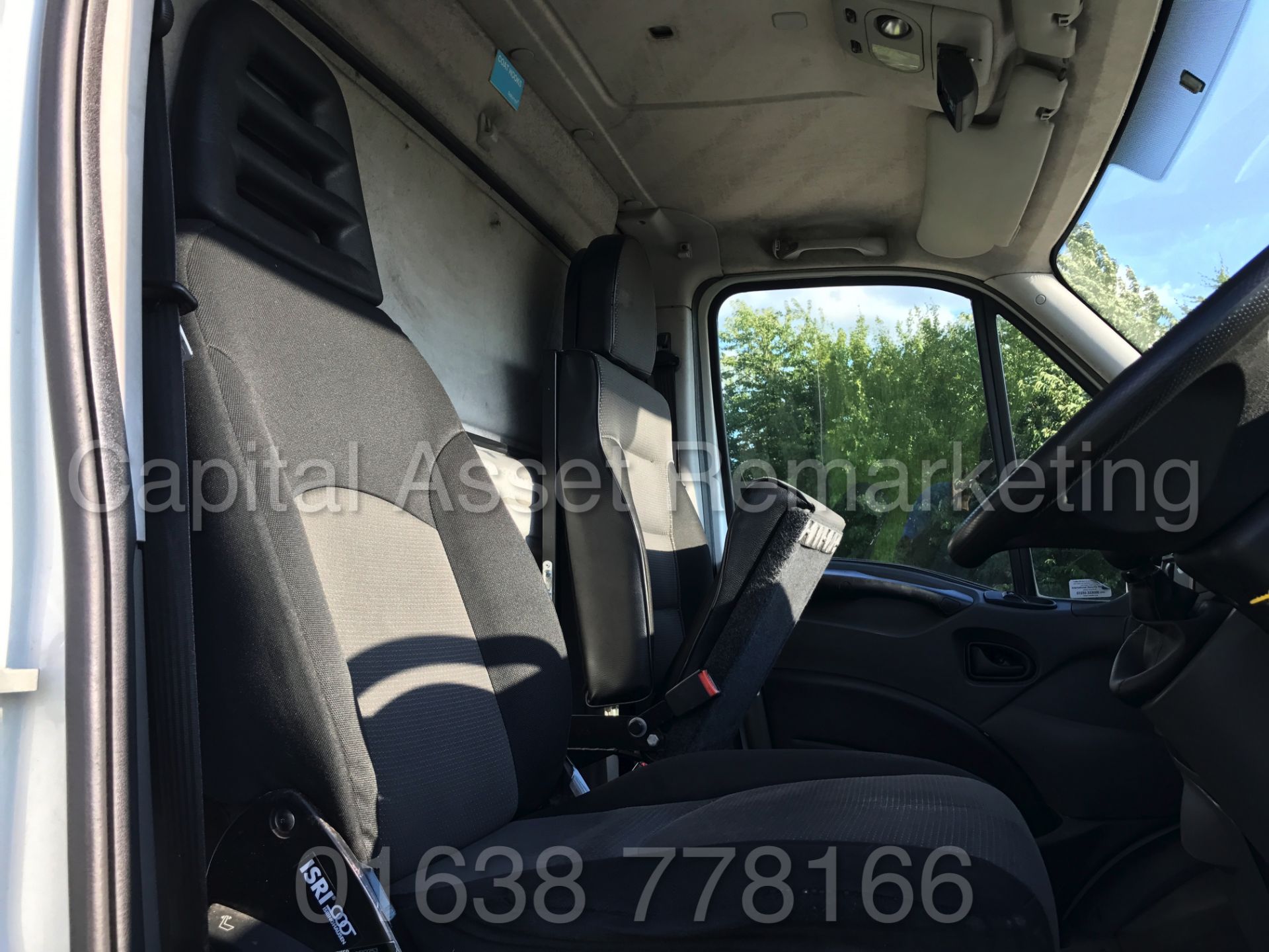 (On Sale) IVECO DAILY 35S11 'LWB - CHASSIS CAB' (2013 MODEL) '2.3 DIESEL - 110 BHP - 6 SPEED' - Image 14 of 19