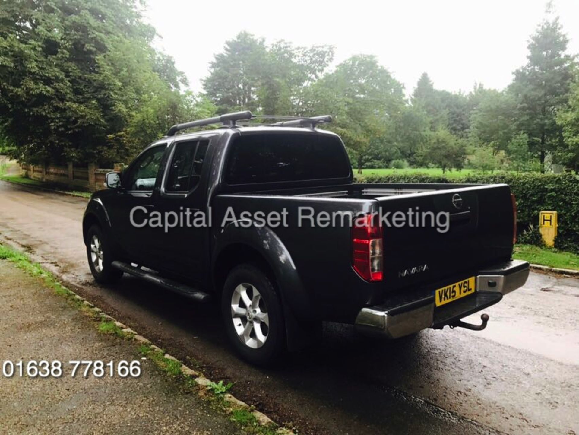 NISSAN NAVARA 2.5CDI "TEKNA AUTO" DOUBLE CAB (15 REG) 1 OWNER FSH - SAT NAV - LEATHER - CLIMATE !!! - Image 5 of 20