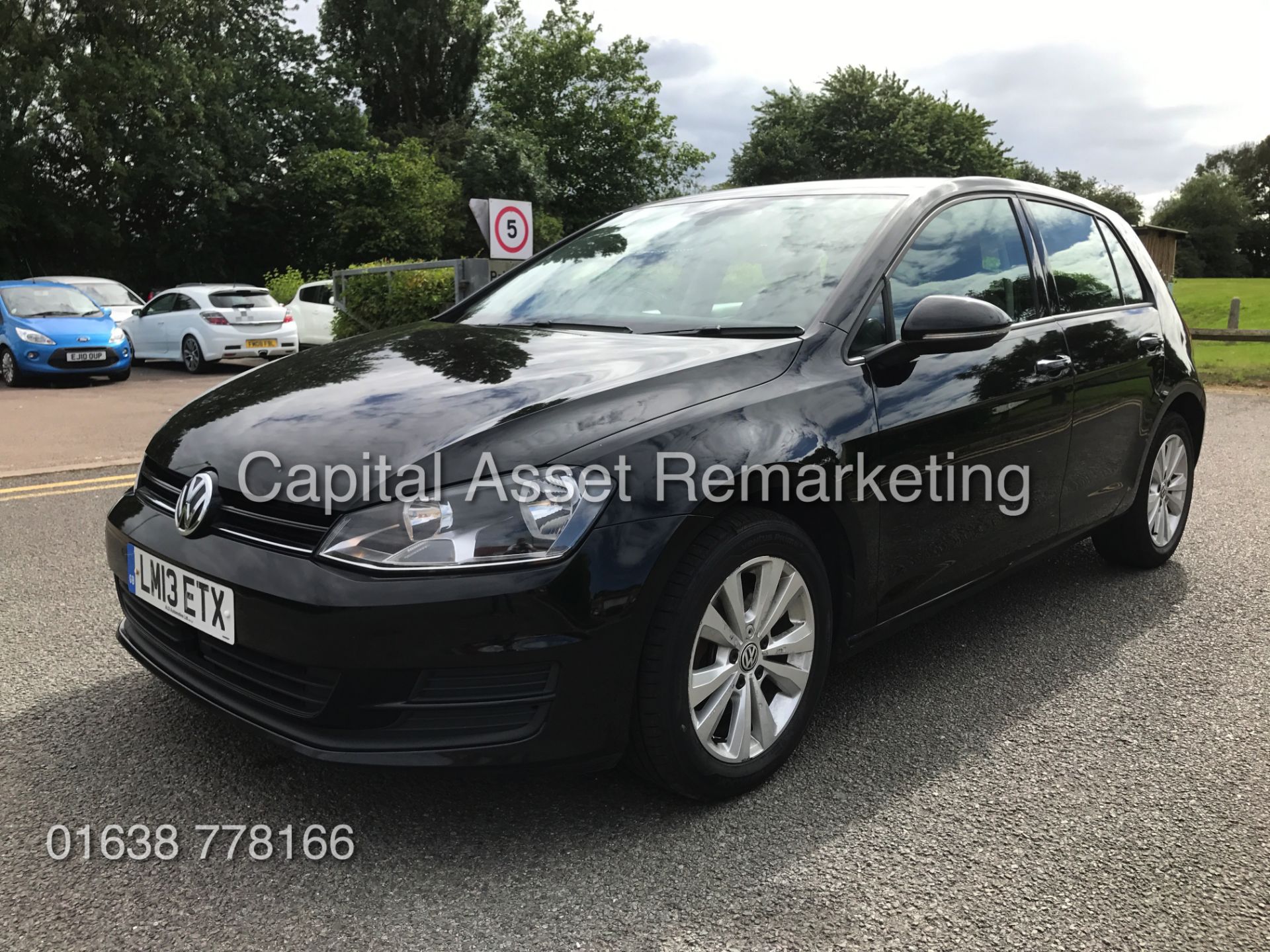 VOLKSWAGEN GOLF TDI "SE TECH" 5 DOOR HATCHBACK (13 REG) AIR CON - ELEC PACK - BLACK - 1 OWNER - Image 2 of 23