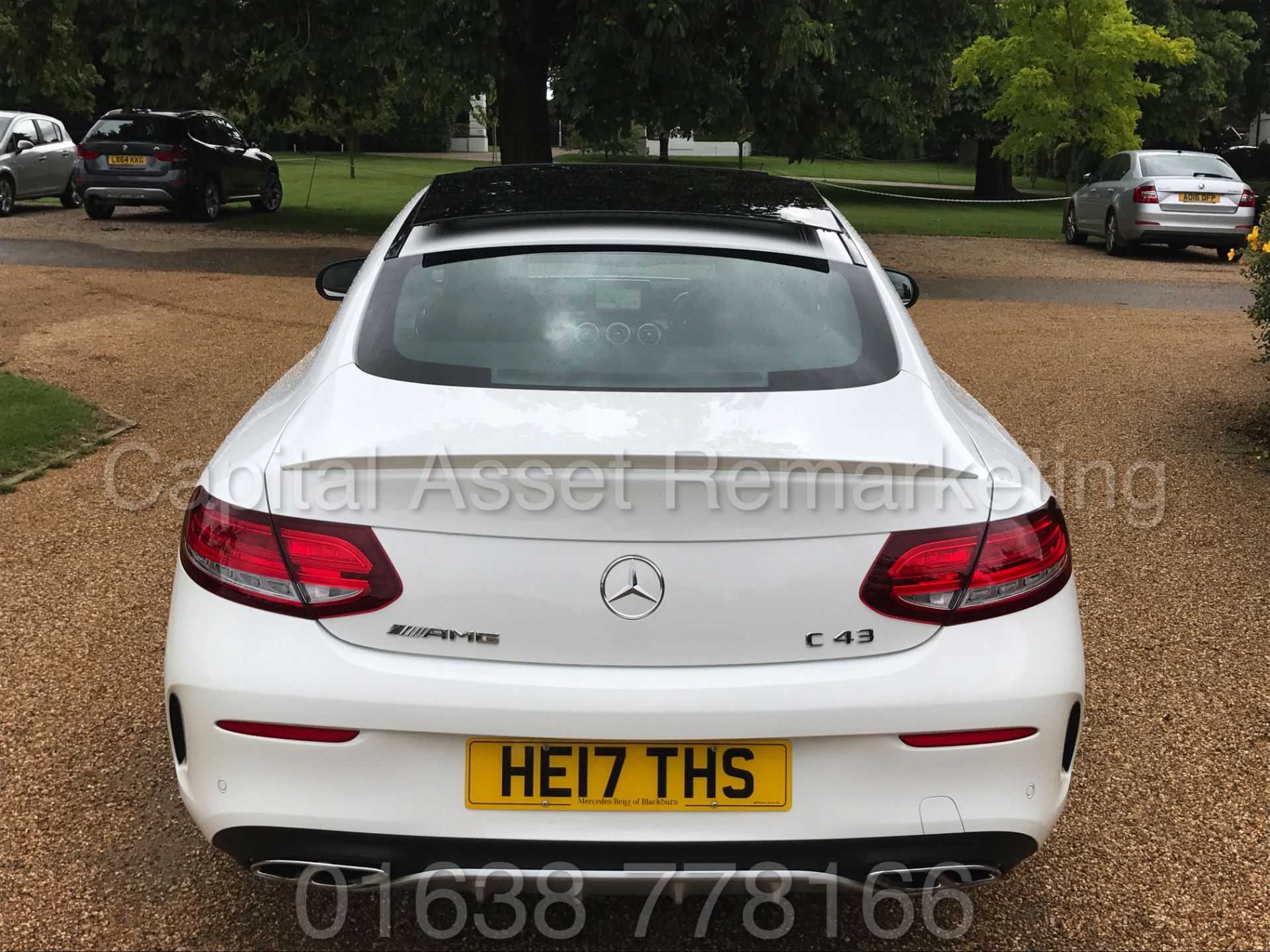 MEREDES-BENZ C43 AMG PREMIUM '4 MATIC' COUPE (2017) '9-G AUTO - LEATHER - SAT NAV' **FULLY LOADED** - Image 13 of 57