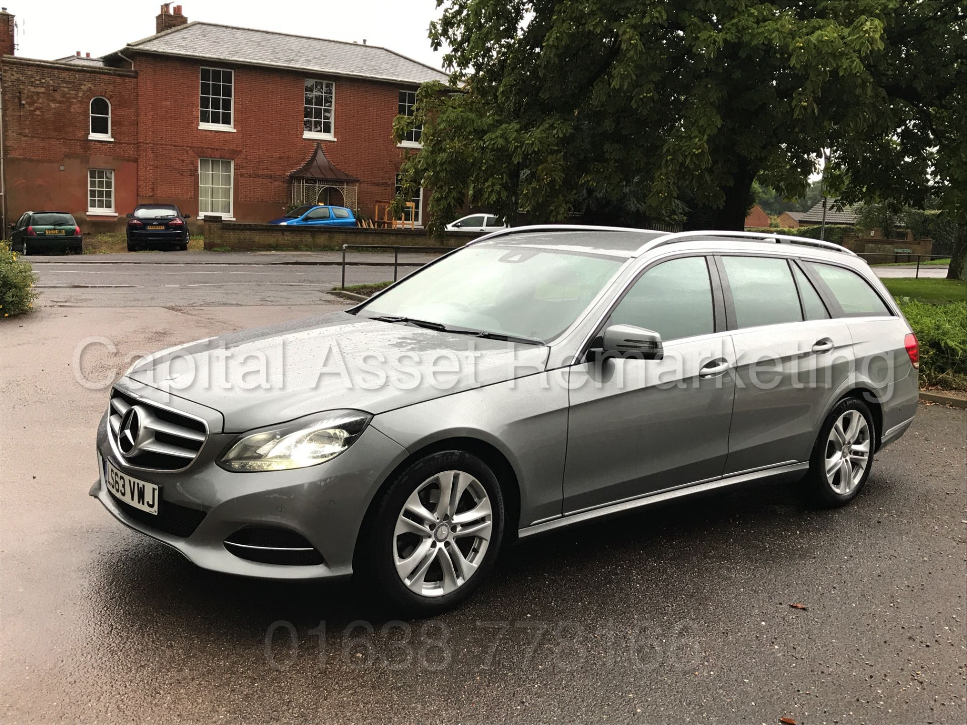 MERCEDES-BENZ E220 CDI '5 DOOR ESTATE' (2014 MODEL) '7G TRONIC - LEATHER - SAT NAV - STOP / START' - Image 3 of 30