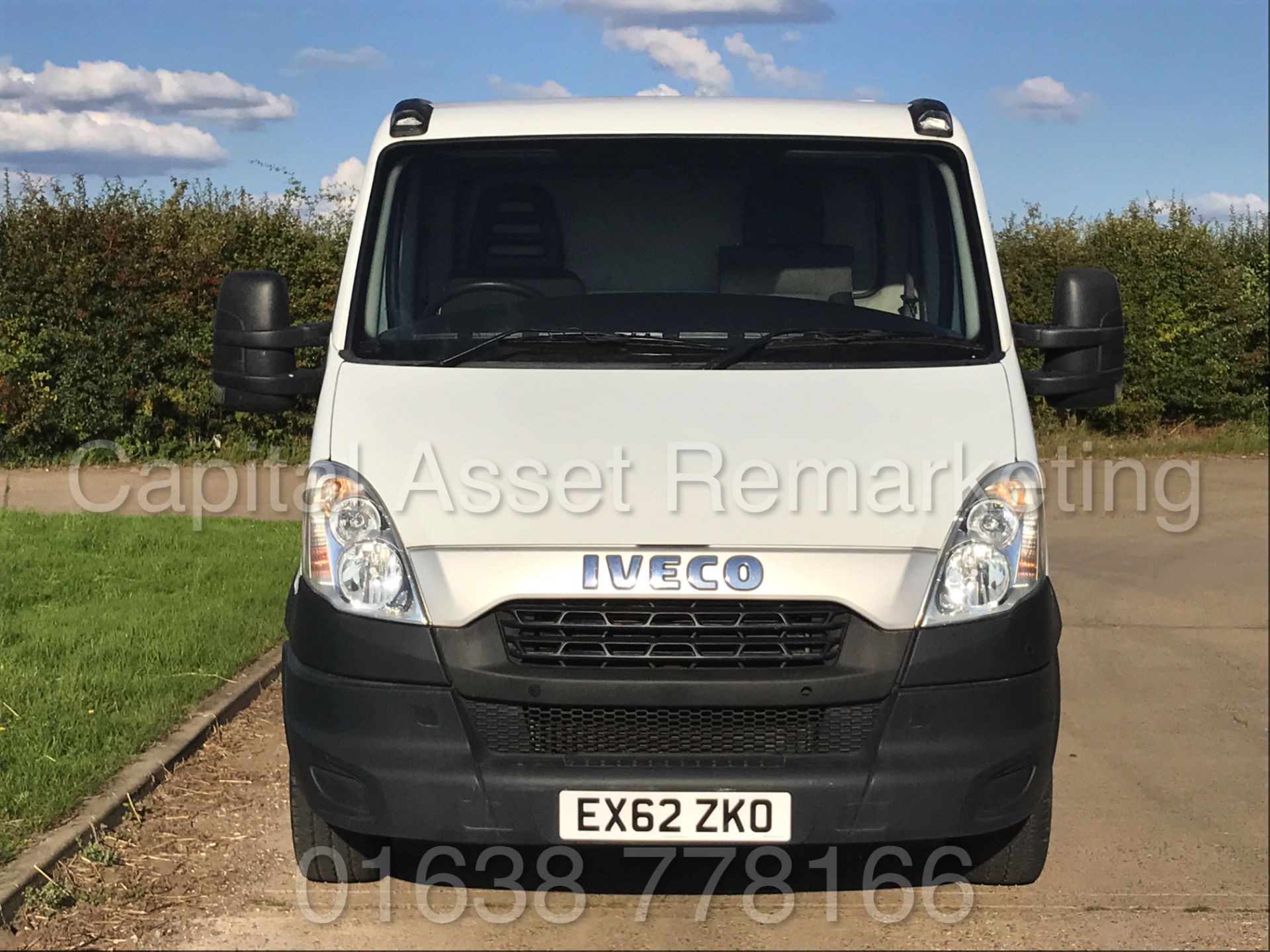 (On Sale) IVECO DAILY 35S11 'LWB - CHASSIS CAB' (2013 MODEL) '2.3 DIESEL - 110 BHP - 6 SPEED' - Image 3 of 19