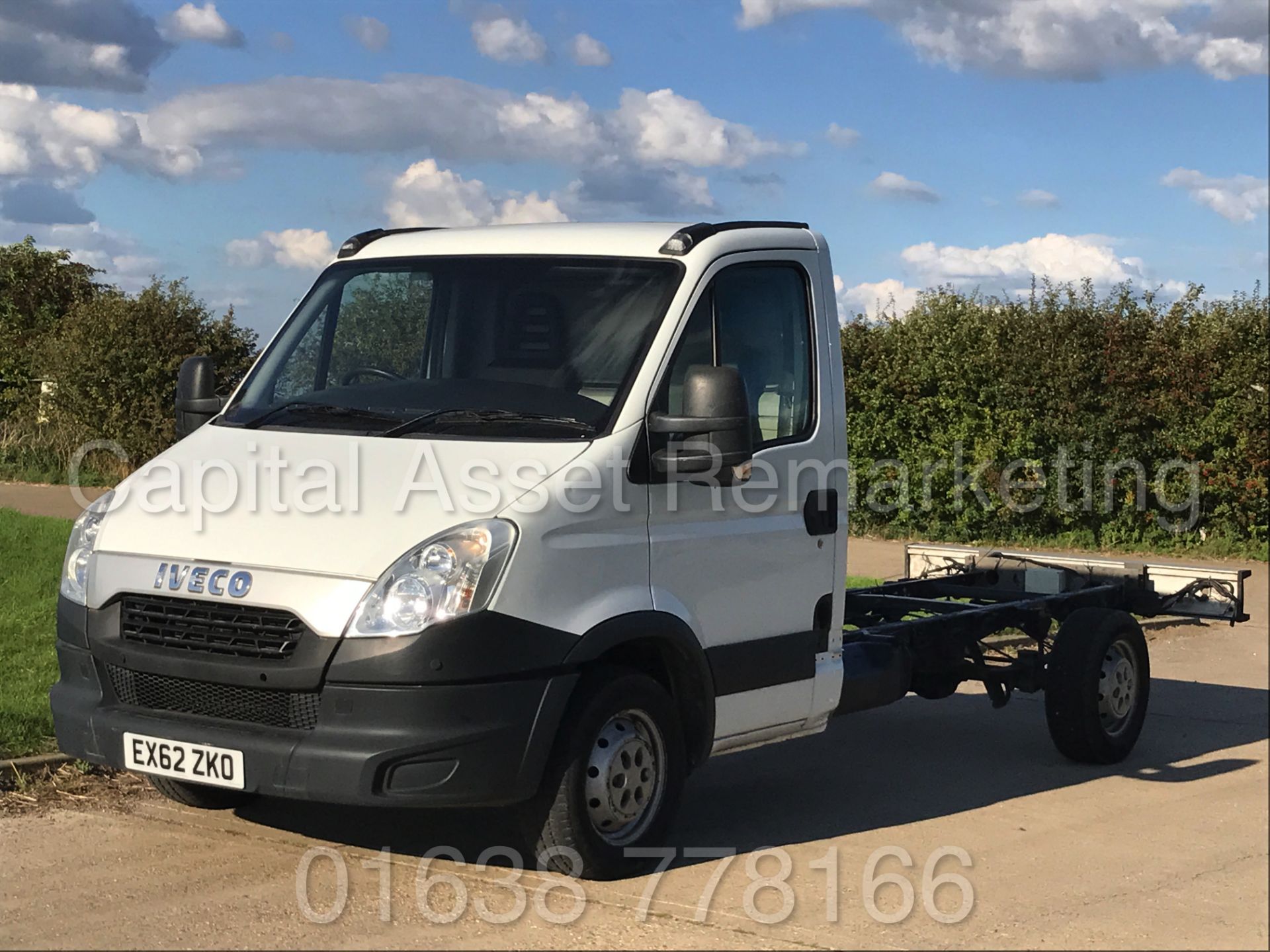 (On Sale) IVECO DAILY 35S11 'LWB - CHASSIS CAB' (2013 MODEL) '2.3 DIESEL - 110 BHP - 6 SPEED' - Image 5 of 19
