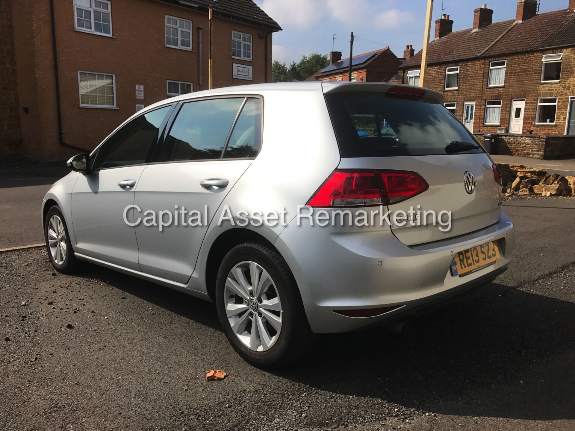 VOLKSWAGEN GOLF TDI "SE TECH" NEW SHAPE - 13 REG - 1 OWNER - AIR CON - FSH - GREAT SPEC - LOOK!!! - Image 6 of 24