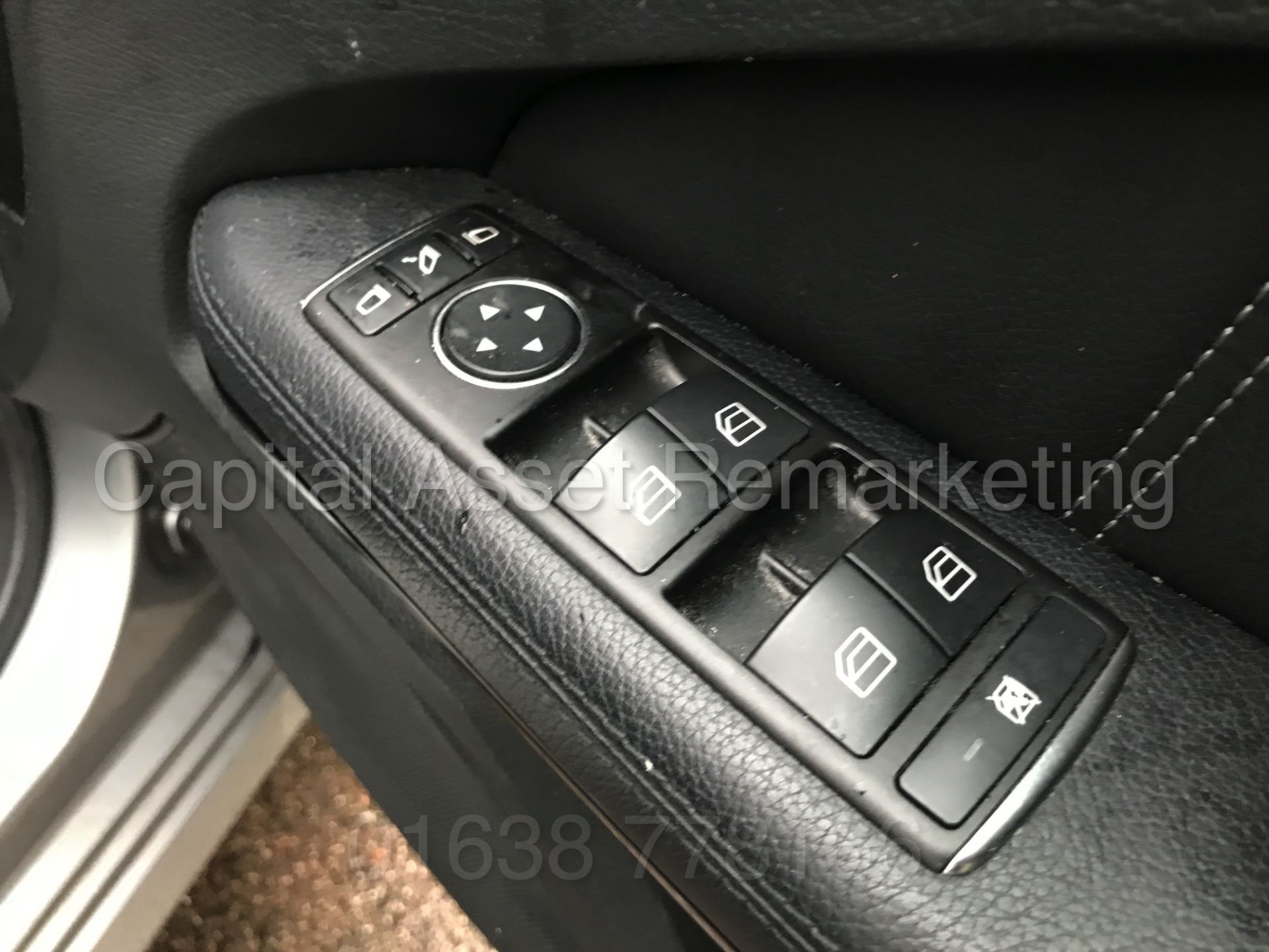 MERCEDES-BENZ E220 CDI '5 DOOR ESTATE' (2014 MODEL) '7G TRONIC - LEATHER - SAT NAV - STOP / START' - Image 28 of 30