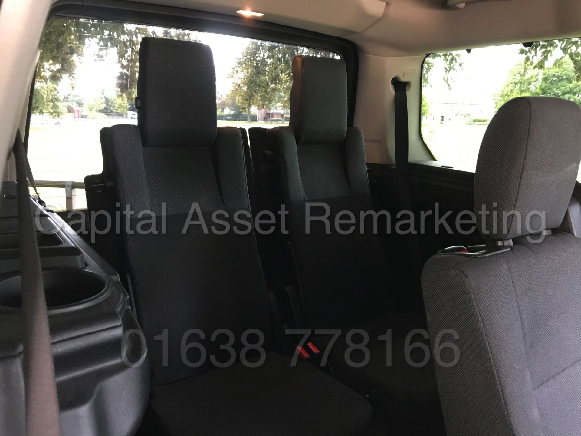 (On Sale) LAND ROVER DISCOVERY 3 (2005 - FACELIFT MODEL) 'TDV6 - AUTO - 7 SEATER - SAT NAV' (NO VAT) - Image 21 of 36