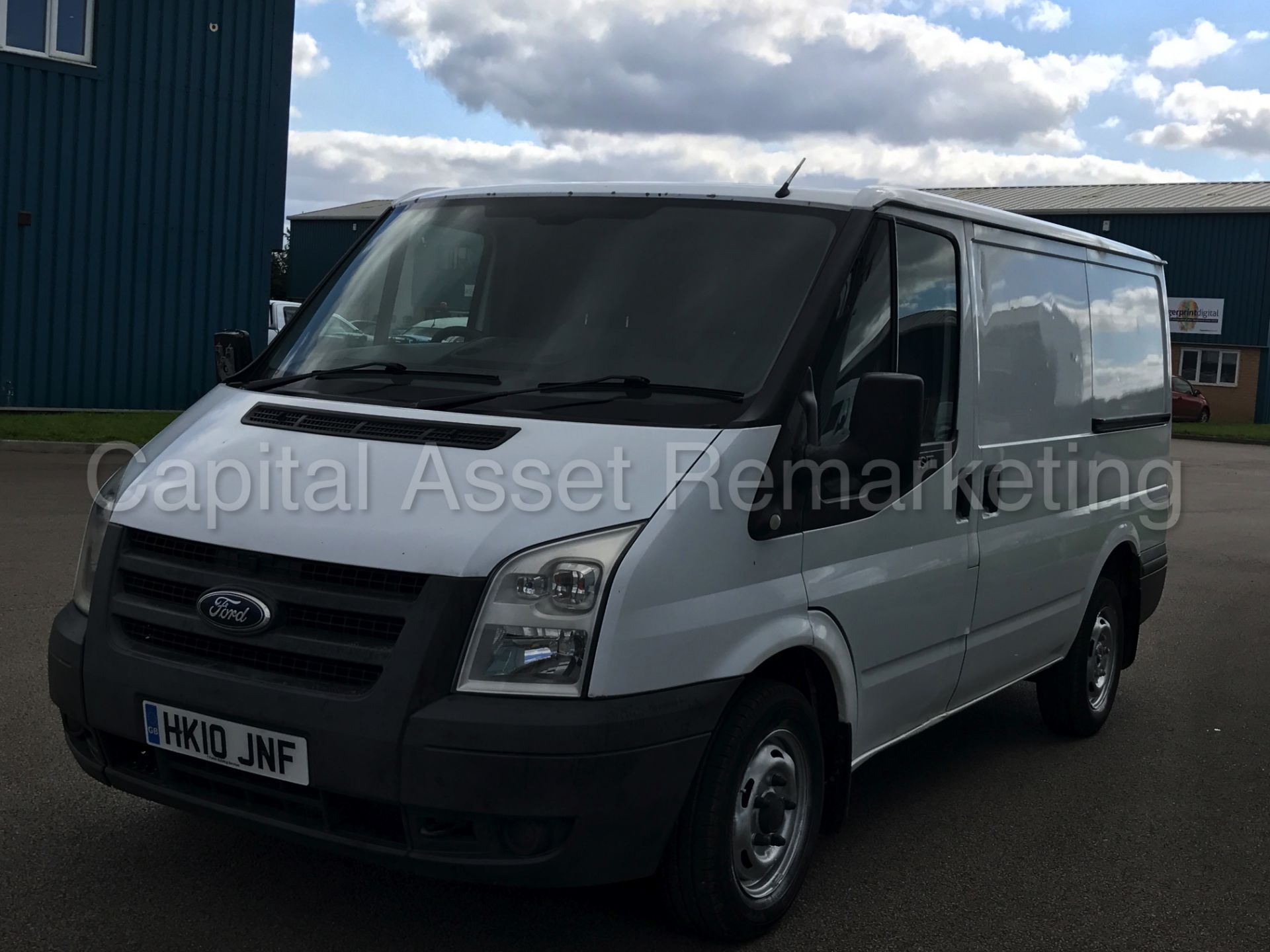 (On Sale) FORD TRANSIT 85 T260S FWD (2010 - 10 REG) '2.2 TDCI - SWB - 85 PS - 5 SPEED' (NO VAT) - Image 4 of 22