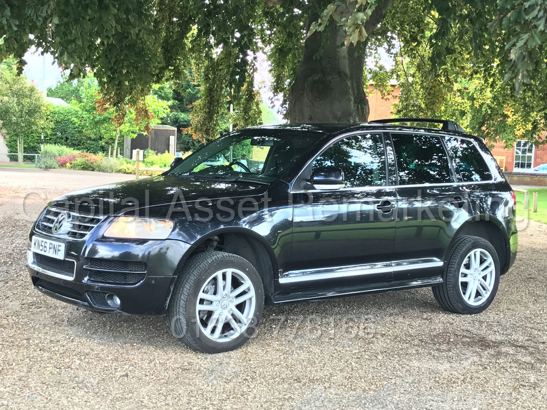 VOLKSWAGEN TOUAREG 'ALTITUDE' (2007 MODEL) '3.0 V6 TDI - AUTO - LEATHER - SAT NAV' * (NO VAT) - Image 6 of 28